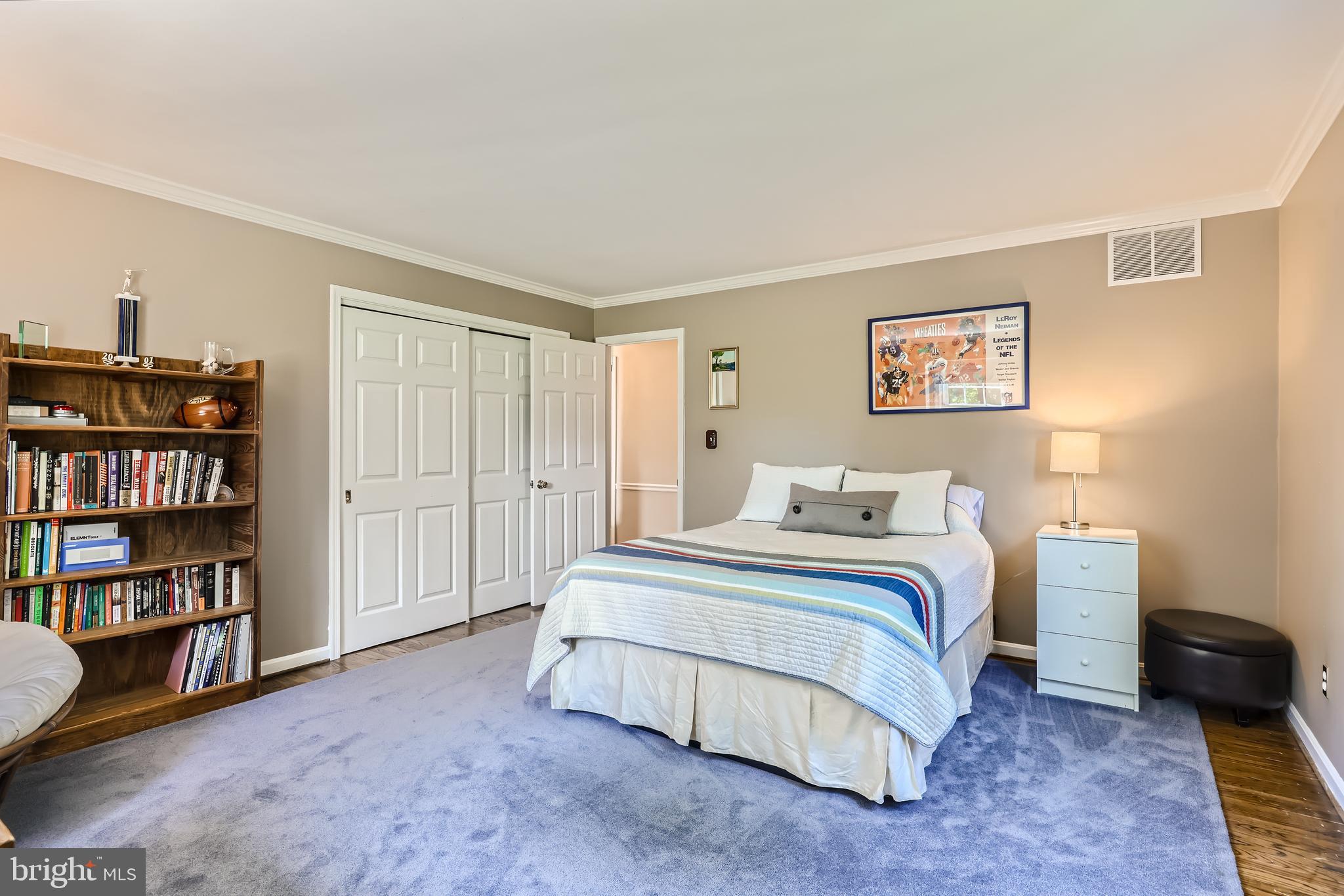 LONG GREEN MANOR - Residential