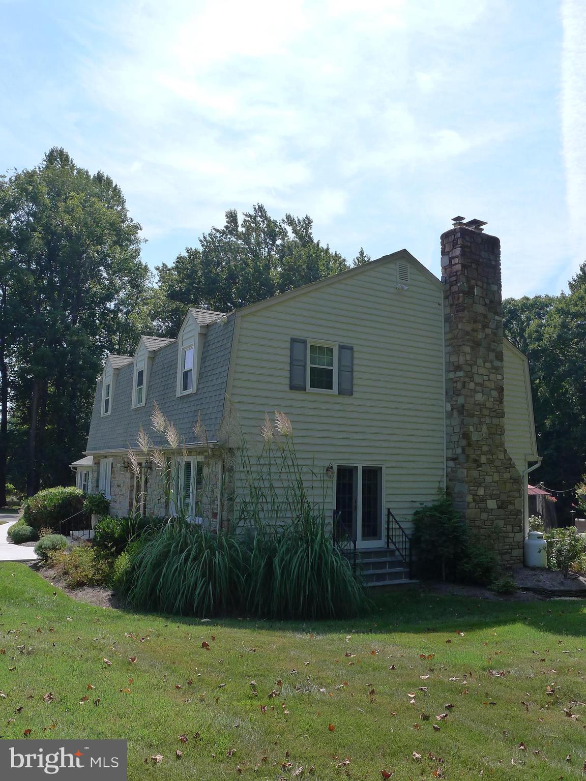 LONG GREEN MANOR - Residential