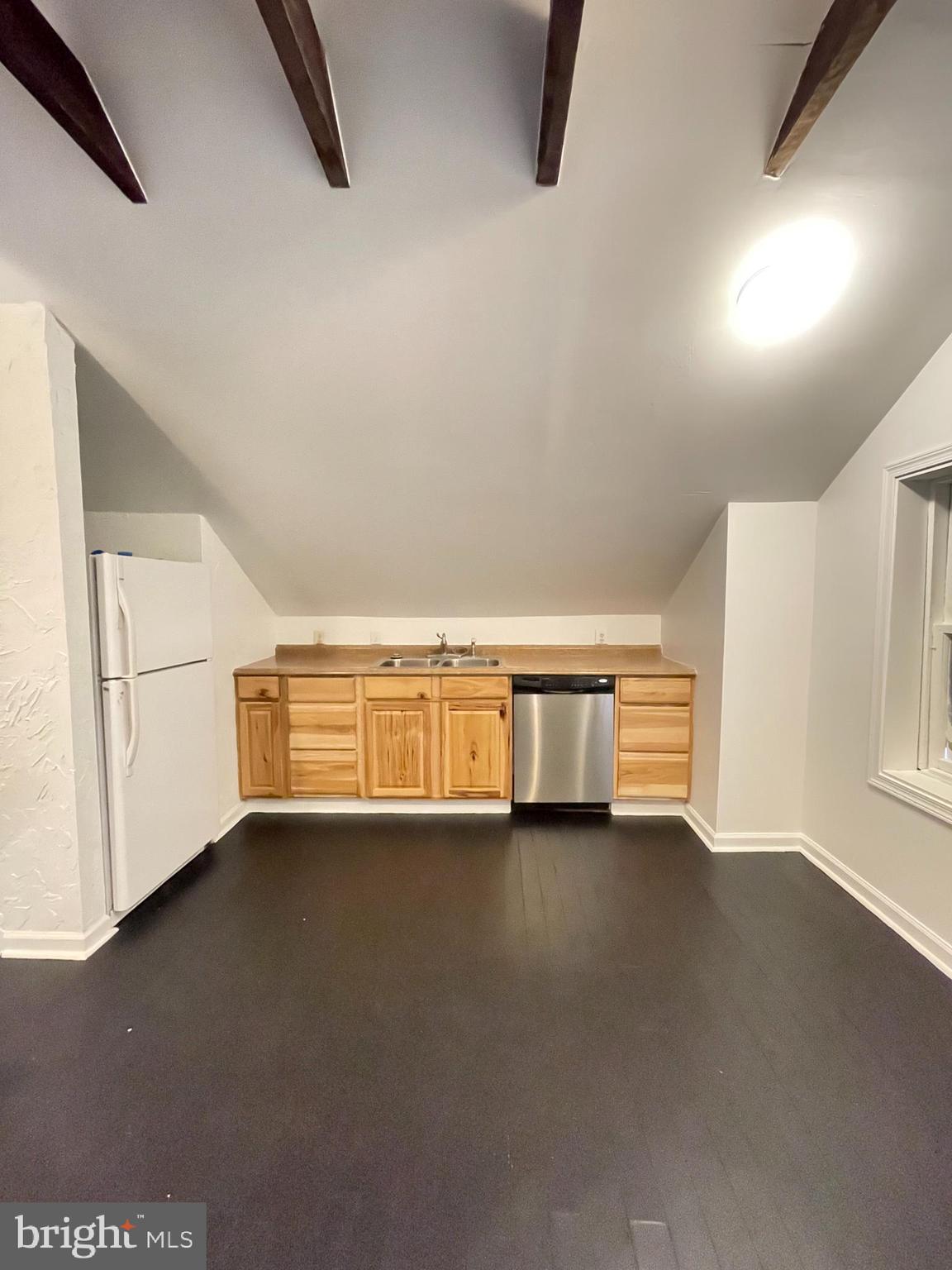 25 E BALTIMORE STREET