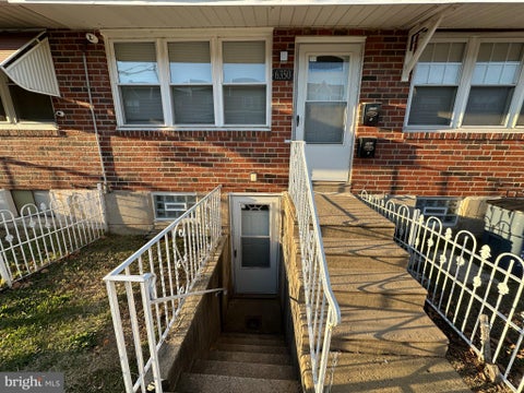 Townhouse For Rent - 6350 Edmund Street #1ST FLOOR<br/> PHILADELPHIA, PA 19135