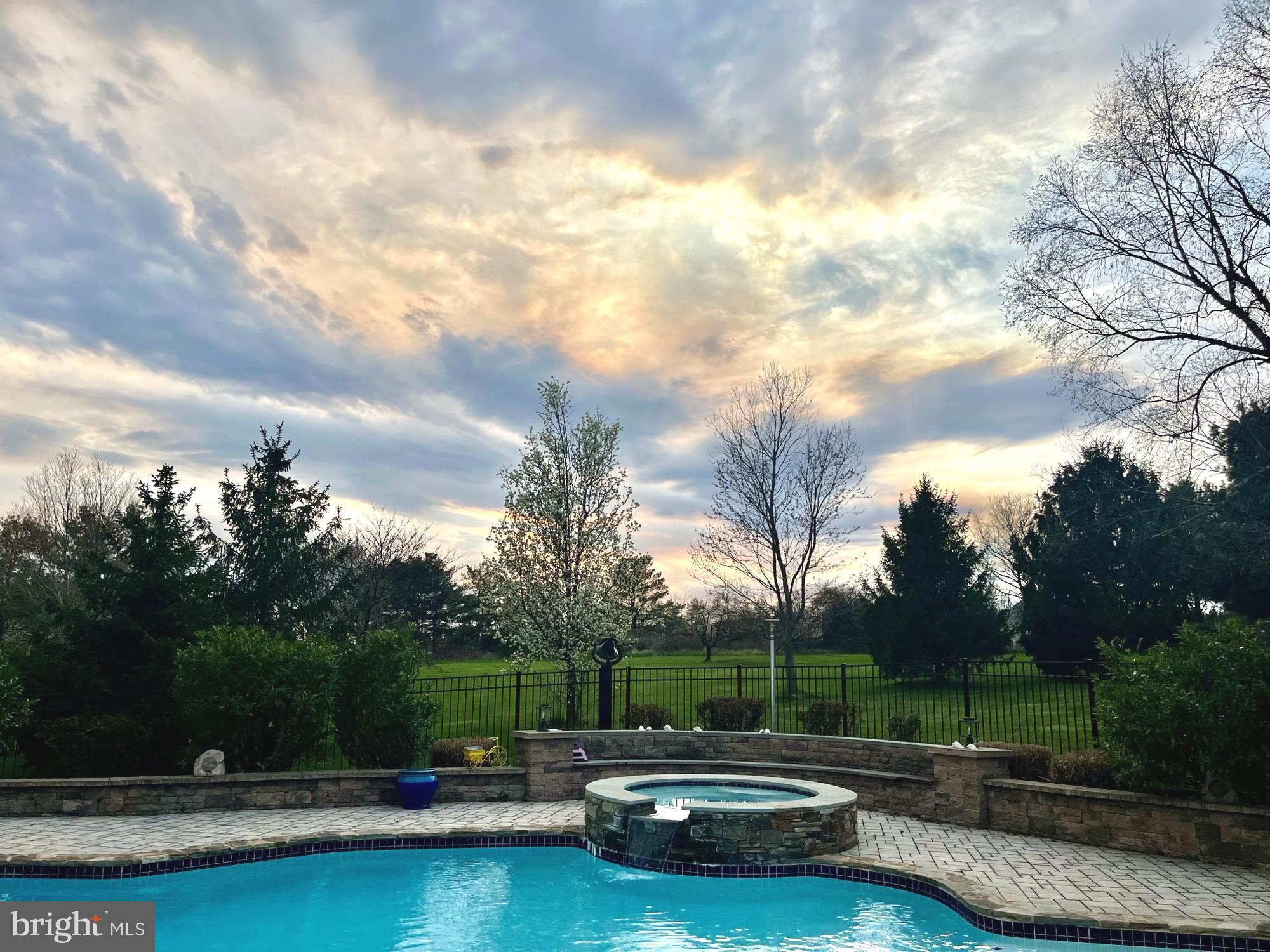 DURHAM RIDGE - Residential