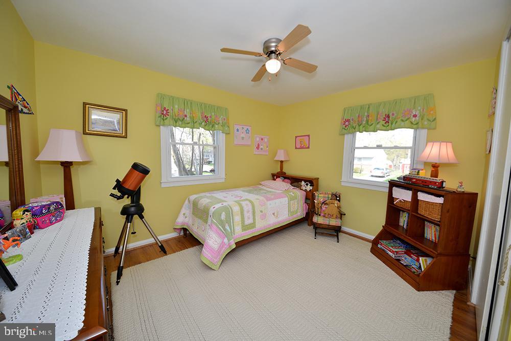 WEST VIENNA WOODS - Residential Lease