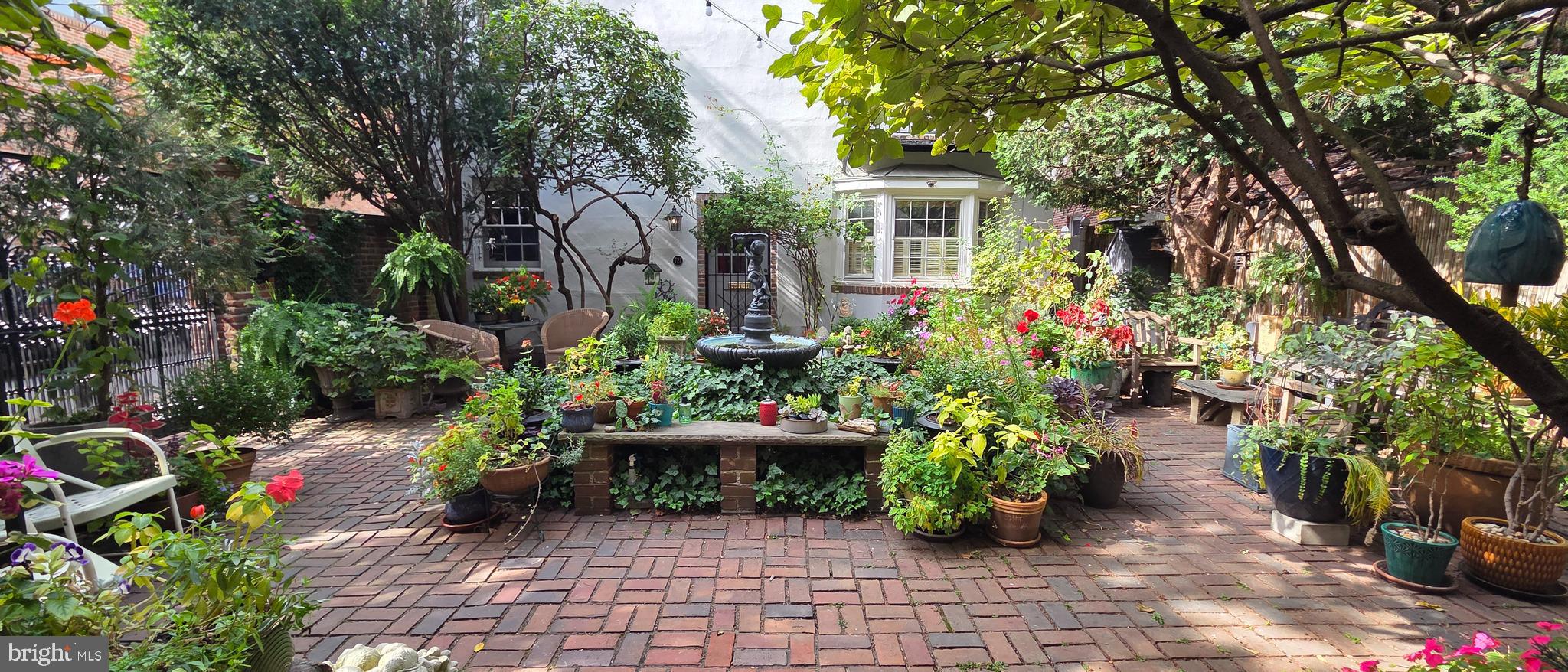 WASHINGTON SQ WEST - Residential