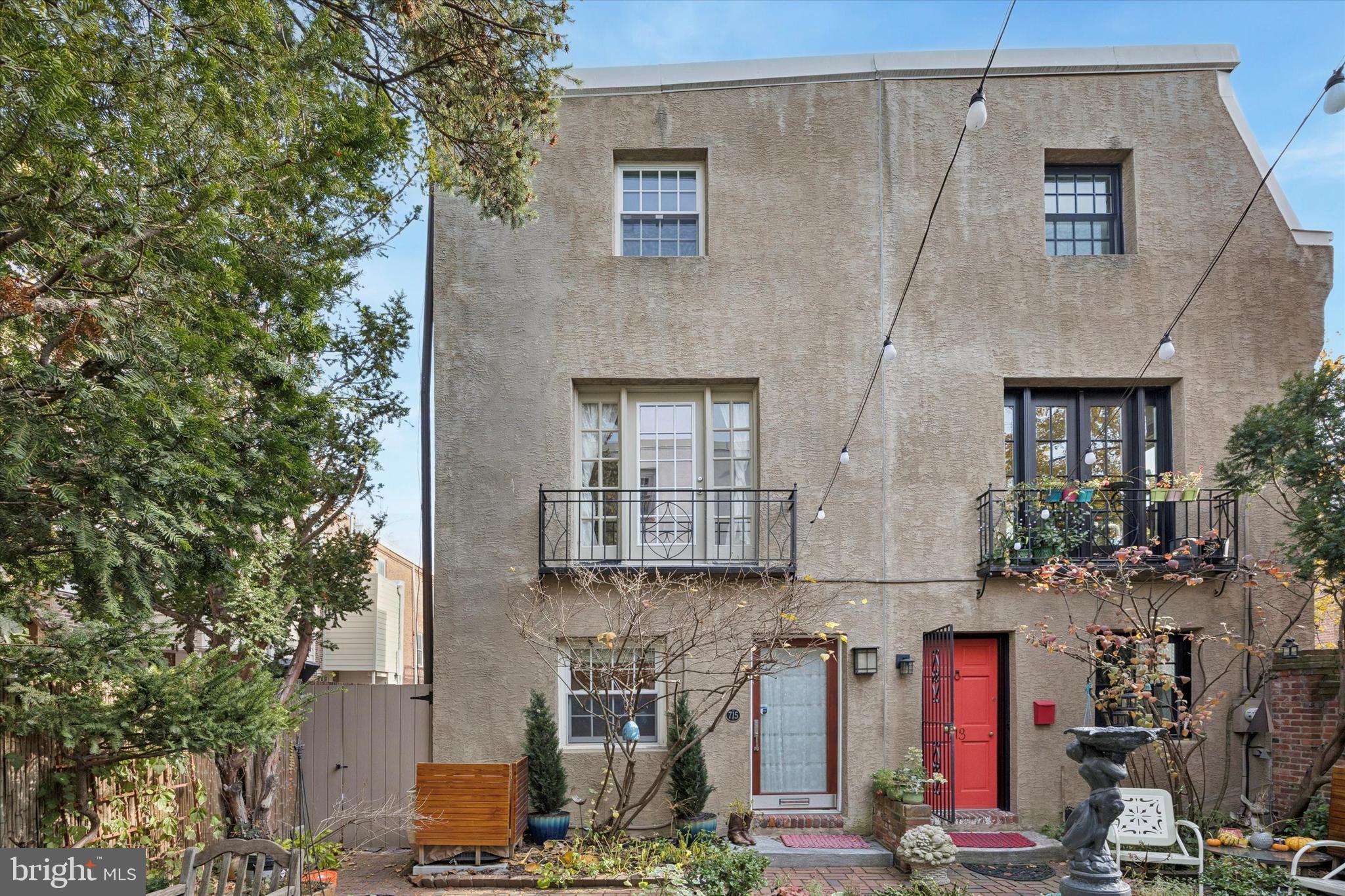 WASHINGTON SQ WEST - Residential