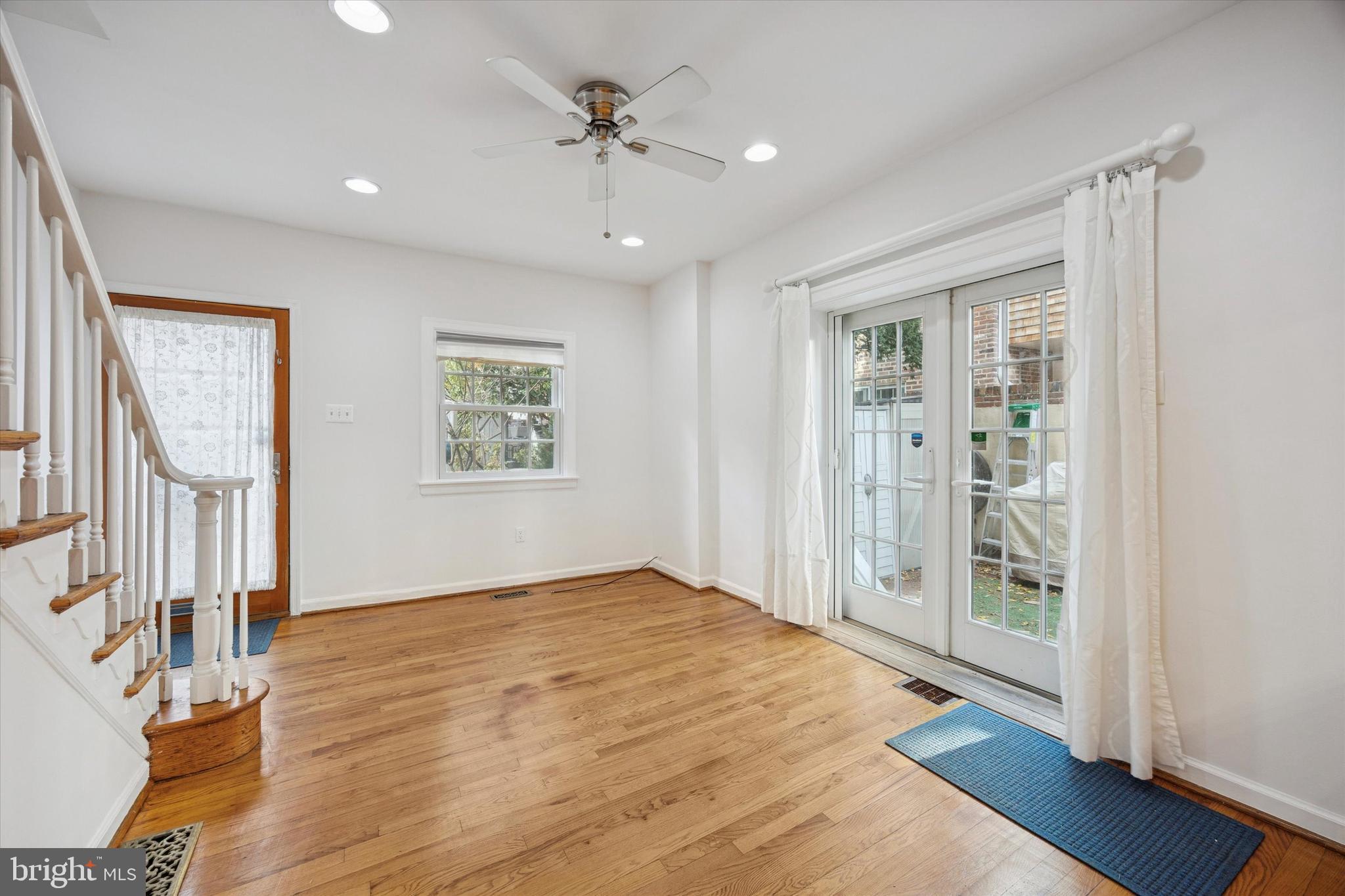 WASHINGTON SQ WEST - Residential