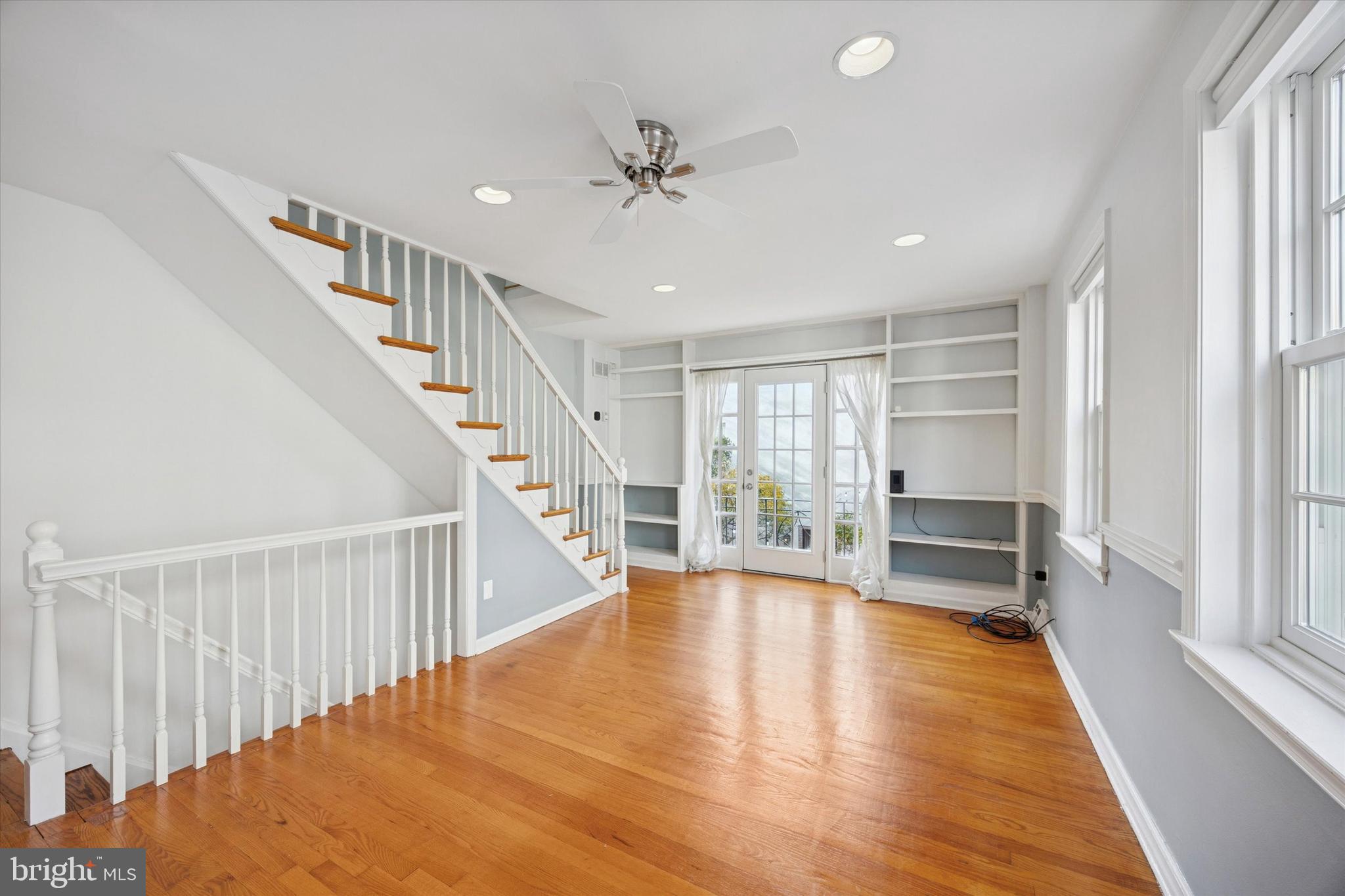 WASHINGTON SQ WEST - Residential