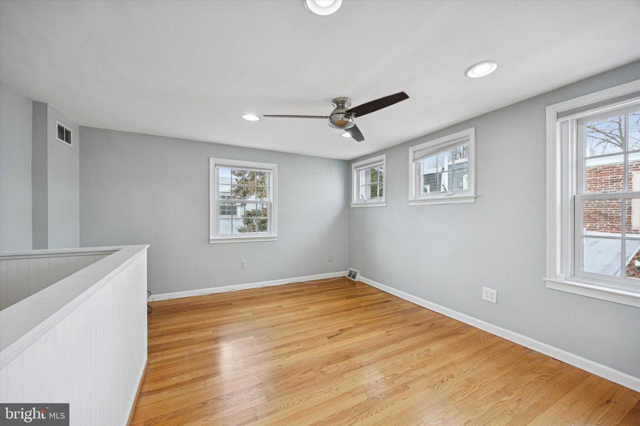 WASHINGTON SQ WEST - Residential