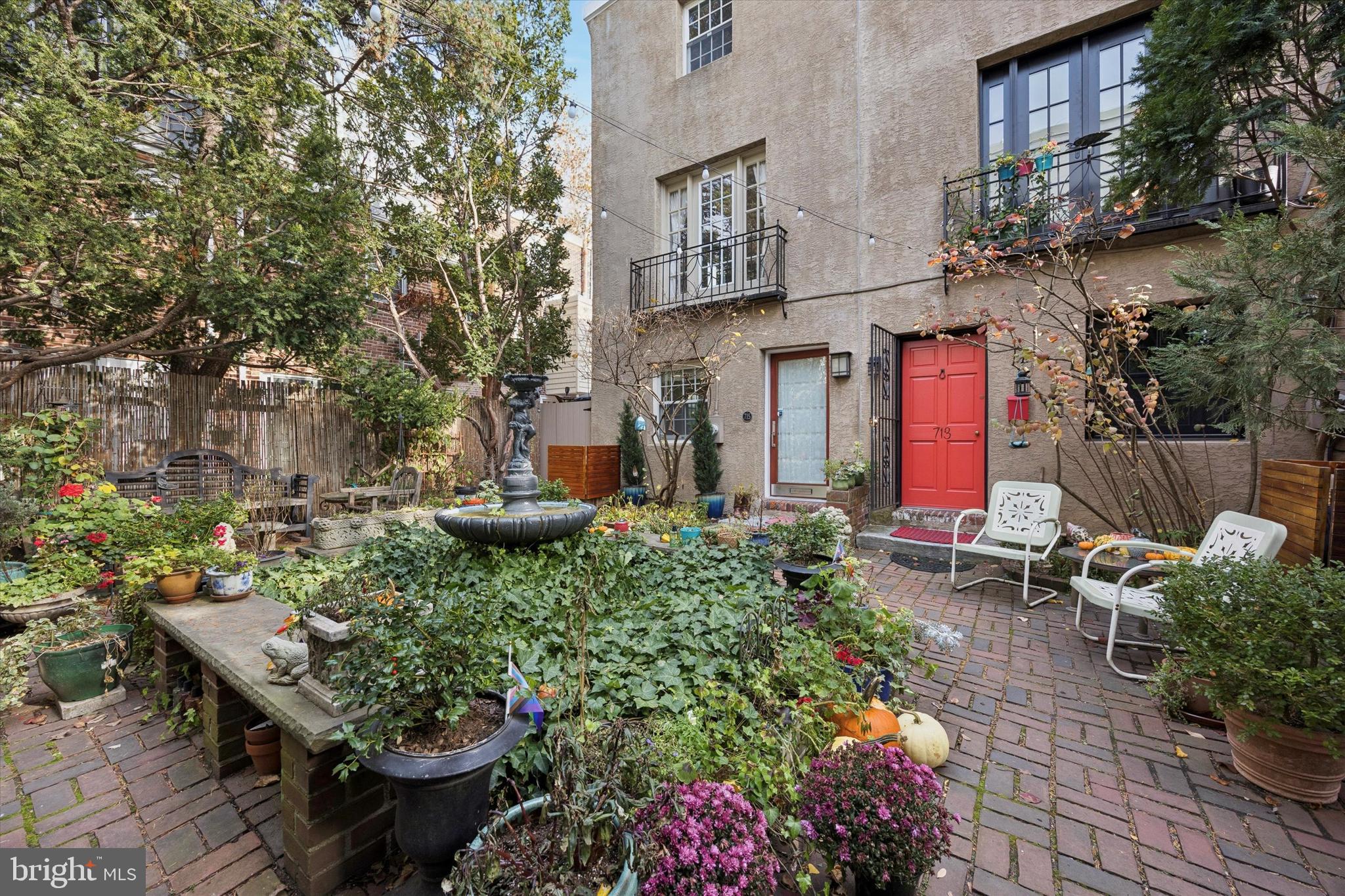 WASHINGTON SQ WEST - Residential