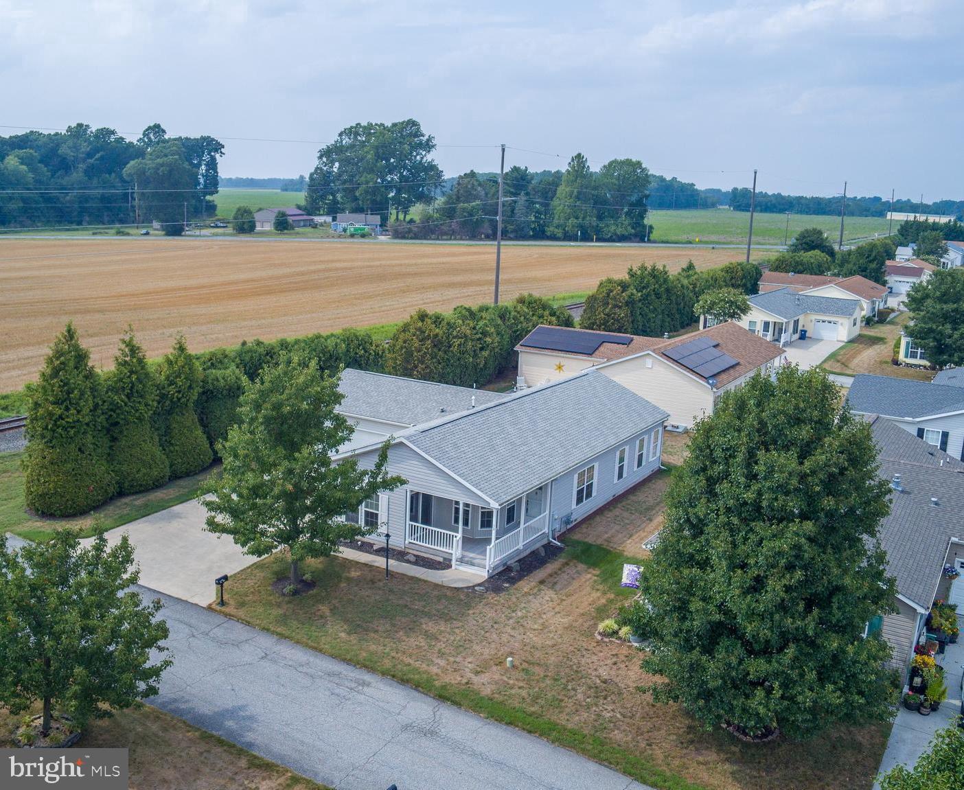 32 COX LANE 40