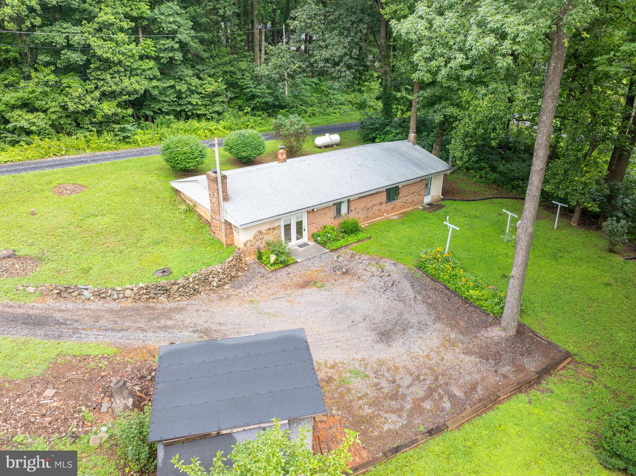 112 HIGHLAND WAY