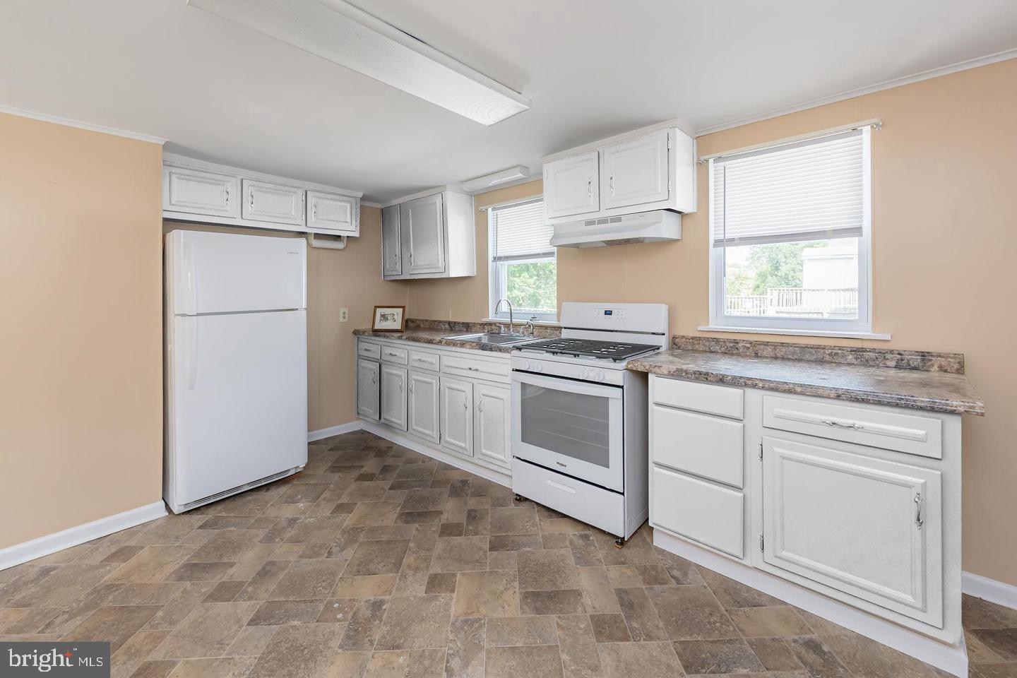 18 MAIN STREET UNIT A