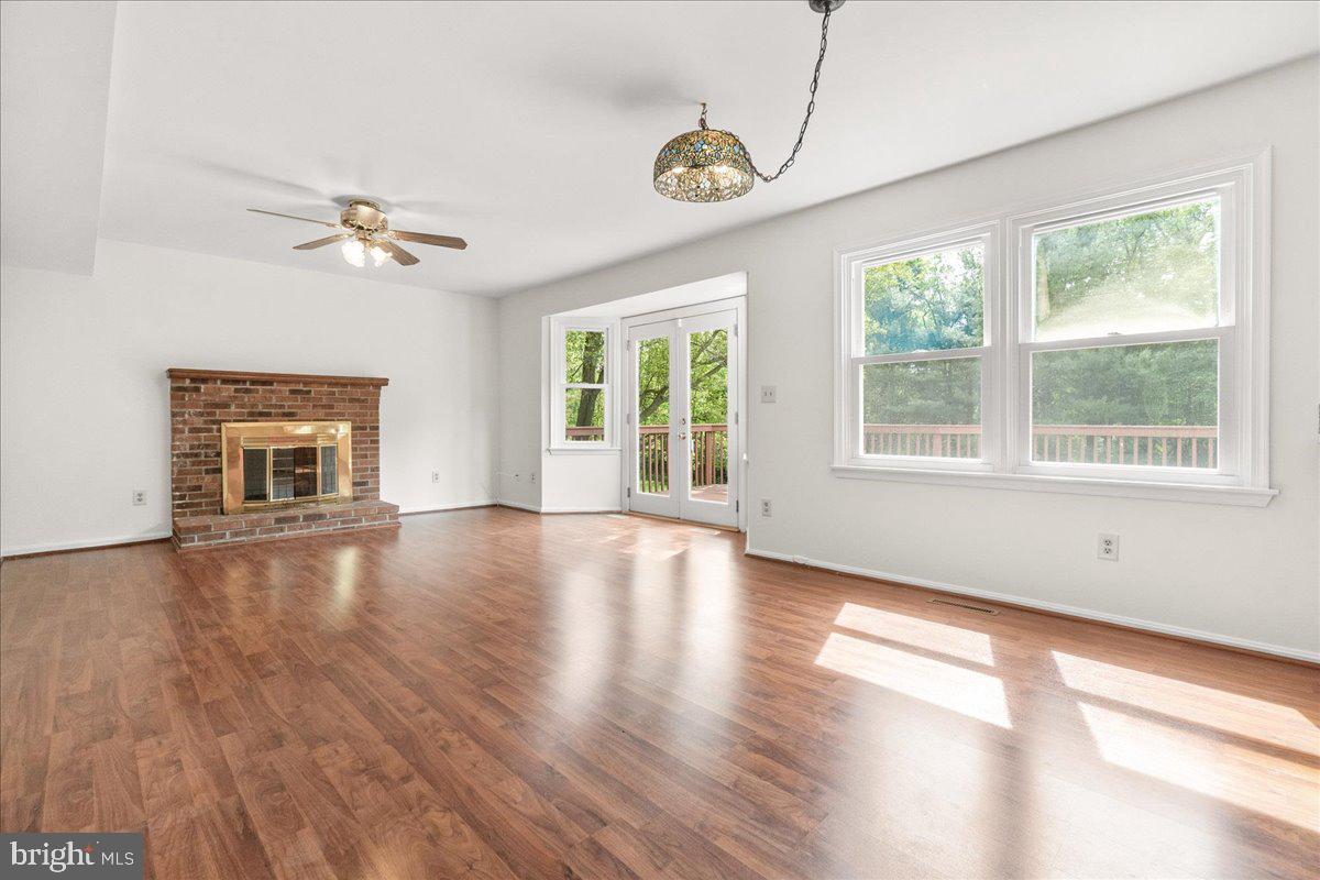 FARMFIELD ESTATES - Residential