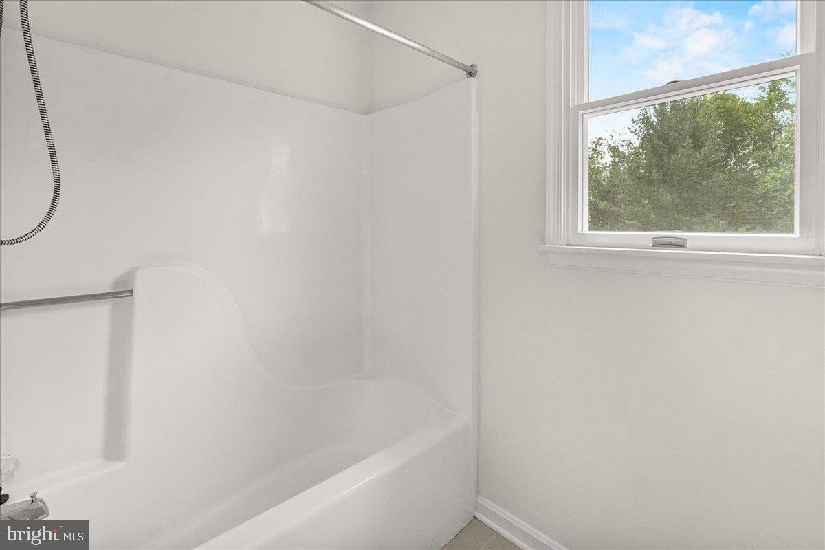 FARMFIELD ESTATES - Residential