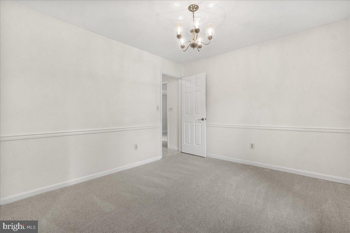 FARMFIELD ESTATES - Residential