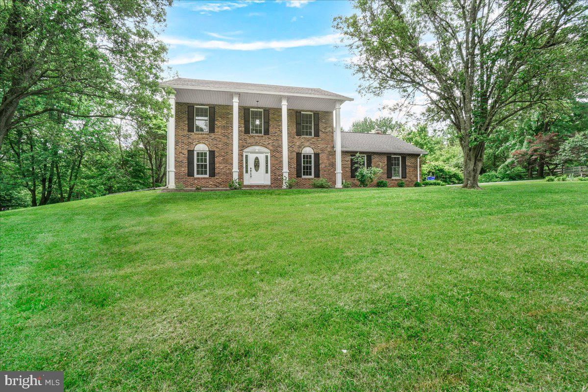 FARMFIELD ESTATES - Residential