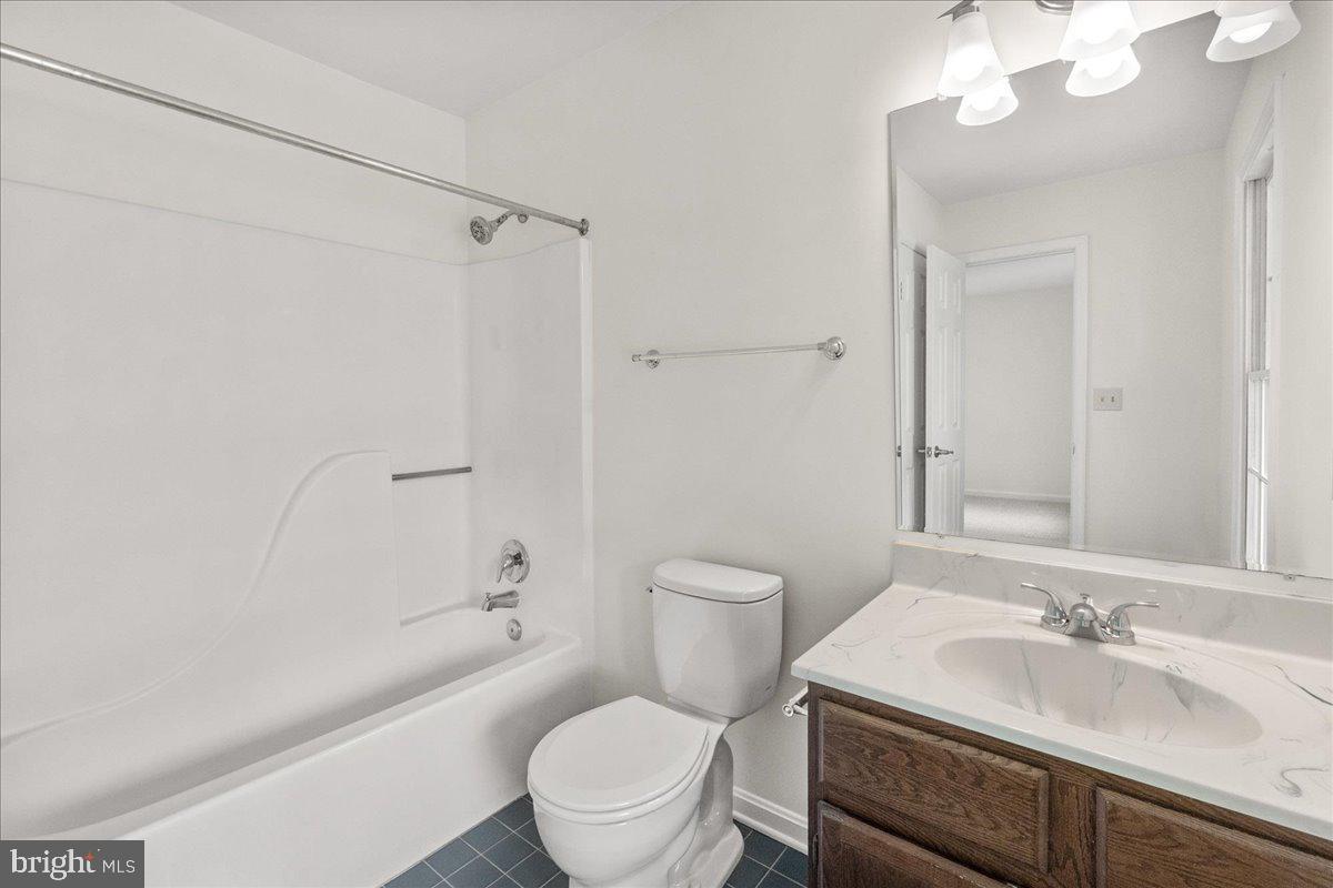 FARMFIELD ESTATES - Residential