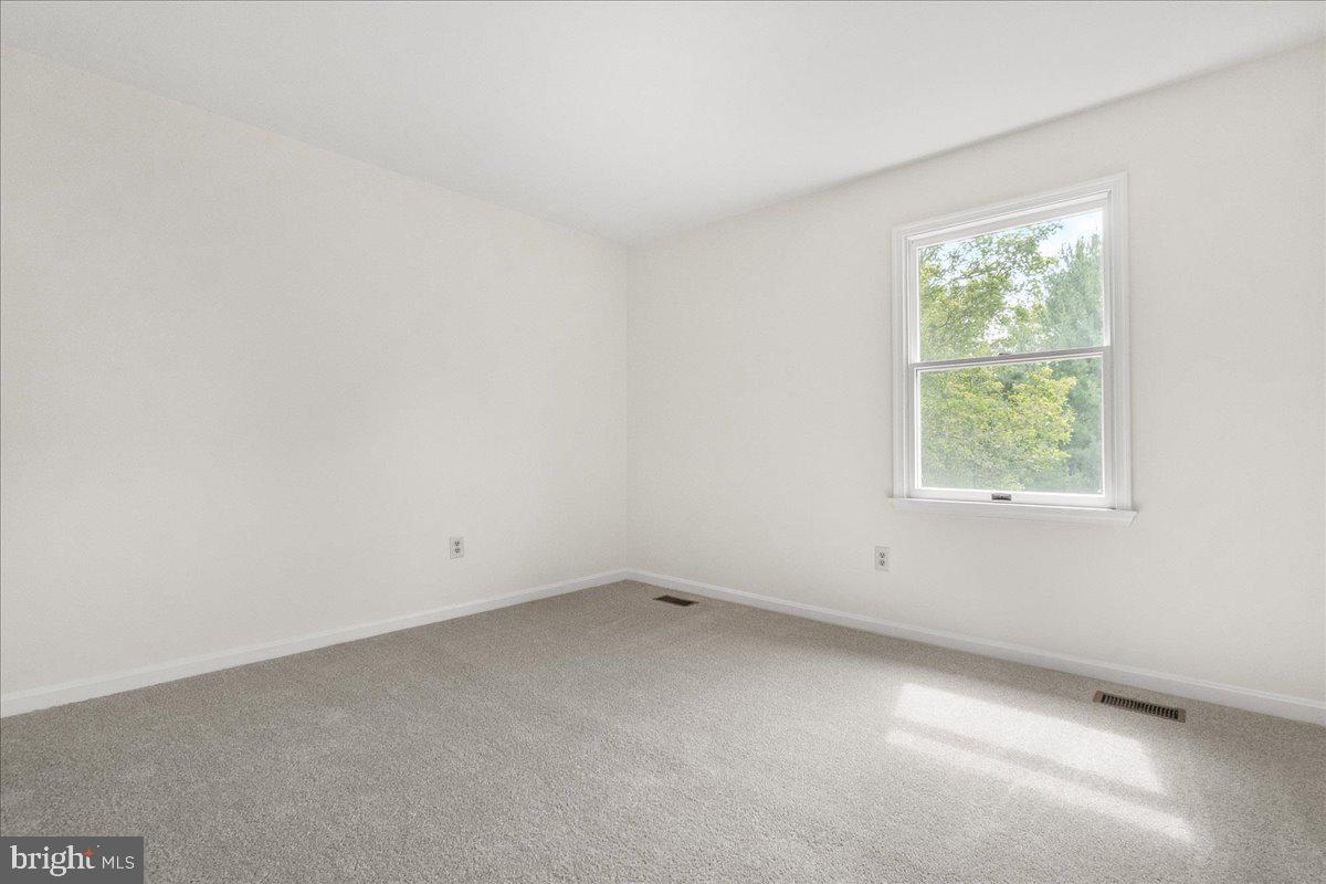 FARMFIELD ESTATES - Residential