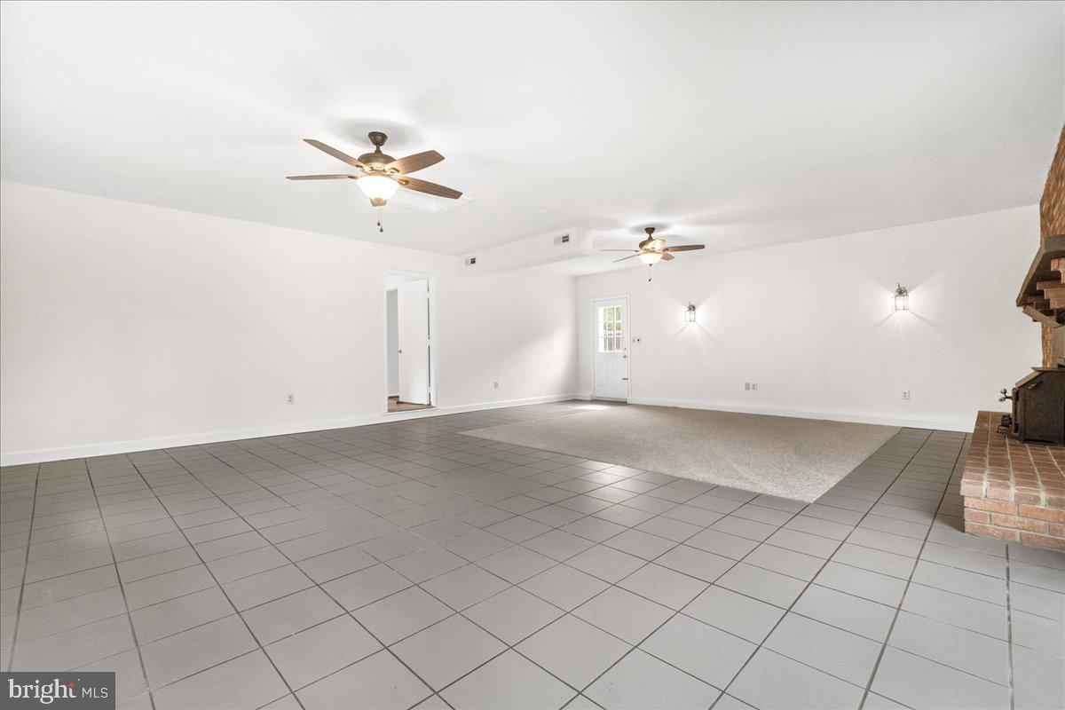 FARMFIELD ESTATES - Residential