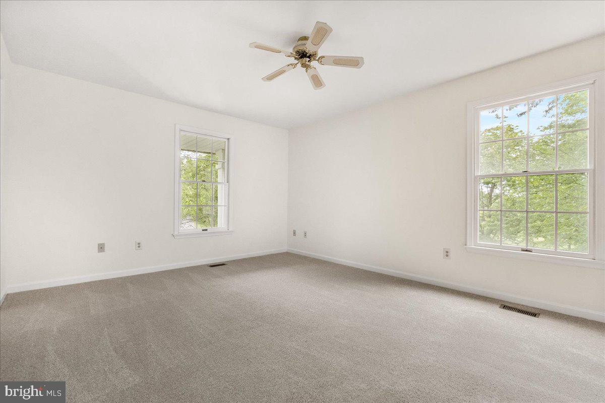 FARMFIELD ESTATES - Residential