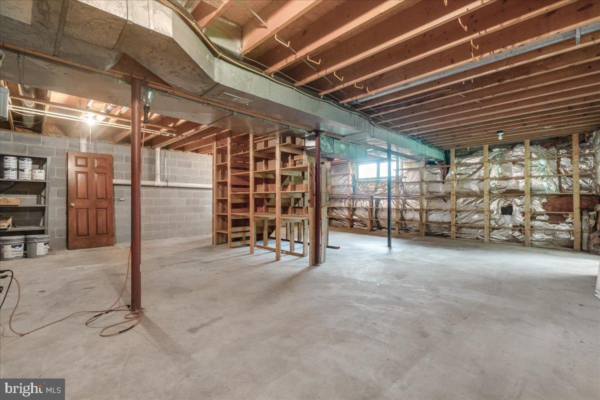 FARMFIELD ESTATES - Residential