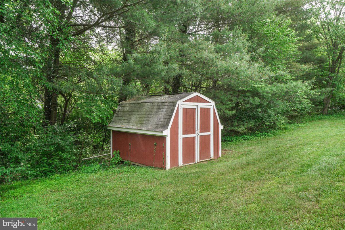 FARMFIELD ESTATES - Residential