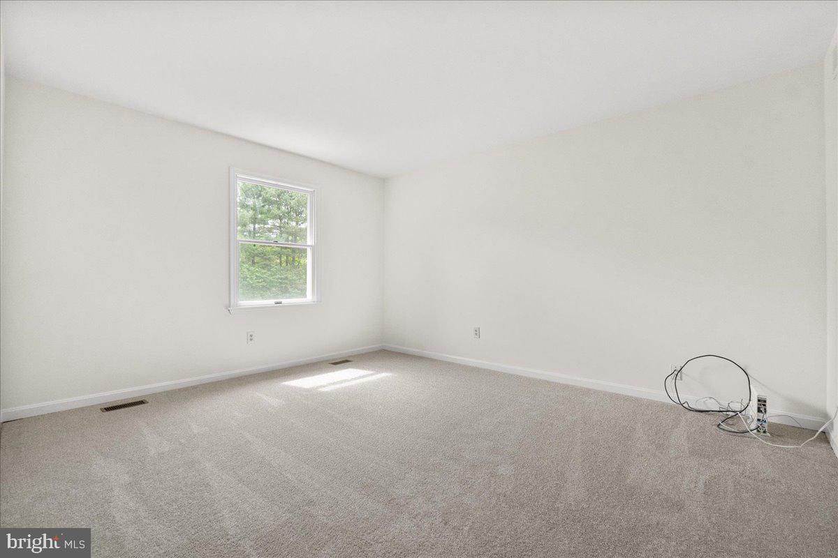 FARMFIELD ESTATES - Residential