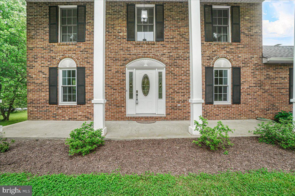 FARMFIELD ESTATES - Residential