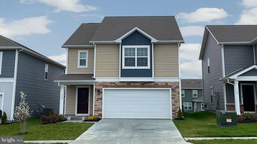 HUGE FINISHED BASEMENT RECREATION ROOM AND BATH. Features a 2 car garage, open living first floorplan with Granite Kitchen Counters, Stone Grey Cabinets, Stainless Steel Appliances, and walk-in pantry. FIRST FLOOR also features a GUEST BEDROOM/FULL BATH. Upper floor offers 4 additional bedrooms including a grand owner's suite with private bath and two walk-in closets and a convenient bedroom level laundry with WASHER AND DRYER INCLUDED. West Wind offers convenient access to I-81 and all major commute routes.  Community features a playground, and large open park area. Featuring America's Smart Home, D.R. Horton keeps you close to the people and places you value most. Simplify your life with a dream home that features hands-free communication, remote keyless entry, SkyBell video doorbell, and so much more! It’s a home that adapts to your lifestyle. And with D.R. Horton's simple buying process and ten-year limited warranty, there's no reason to wait. MOVE IN JANUARY. 
Up to $6,500 total closing cost  is tied to the use of DHI Mortgage. 
*Photos, 3D tours, and videos are representative of plan only and may vary as built.*