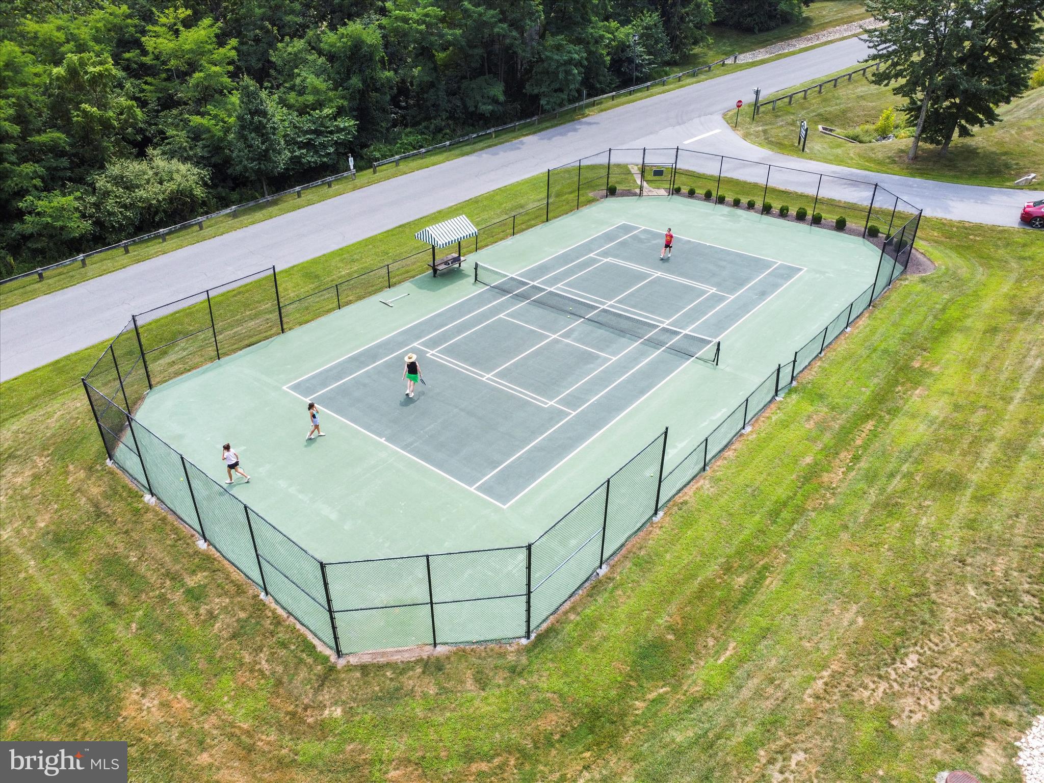 WHITETAIL MOUNTAINSIDE HOMES - Residential