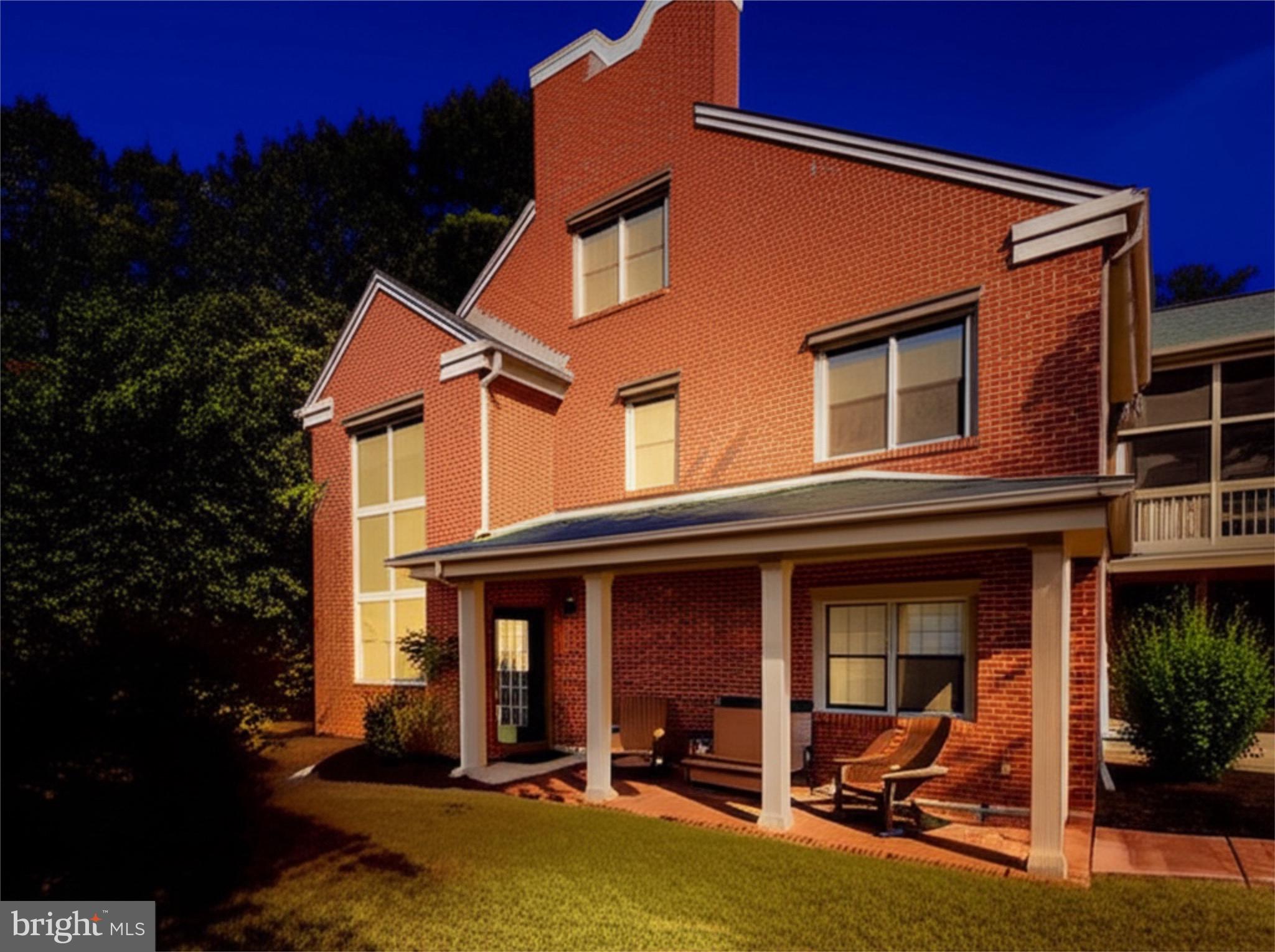 WHITETAIL MOUNTAINSIDE HOMES - Residential