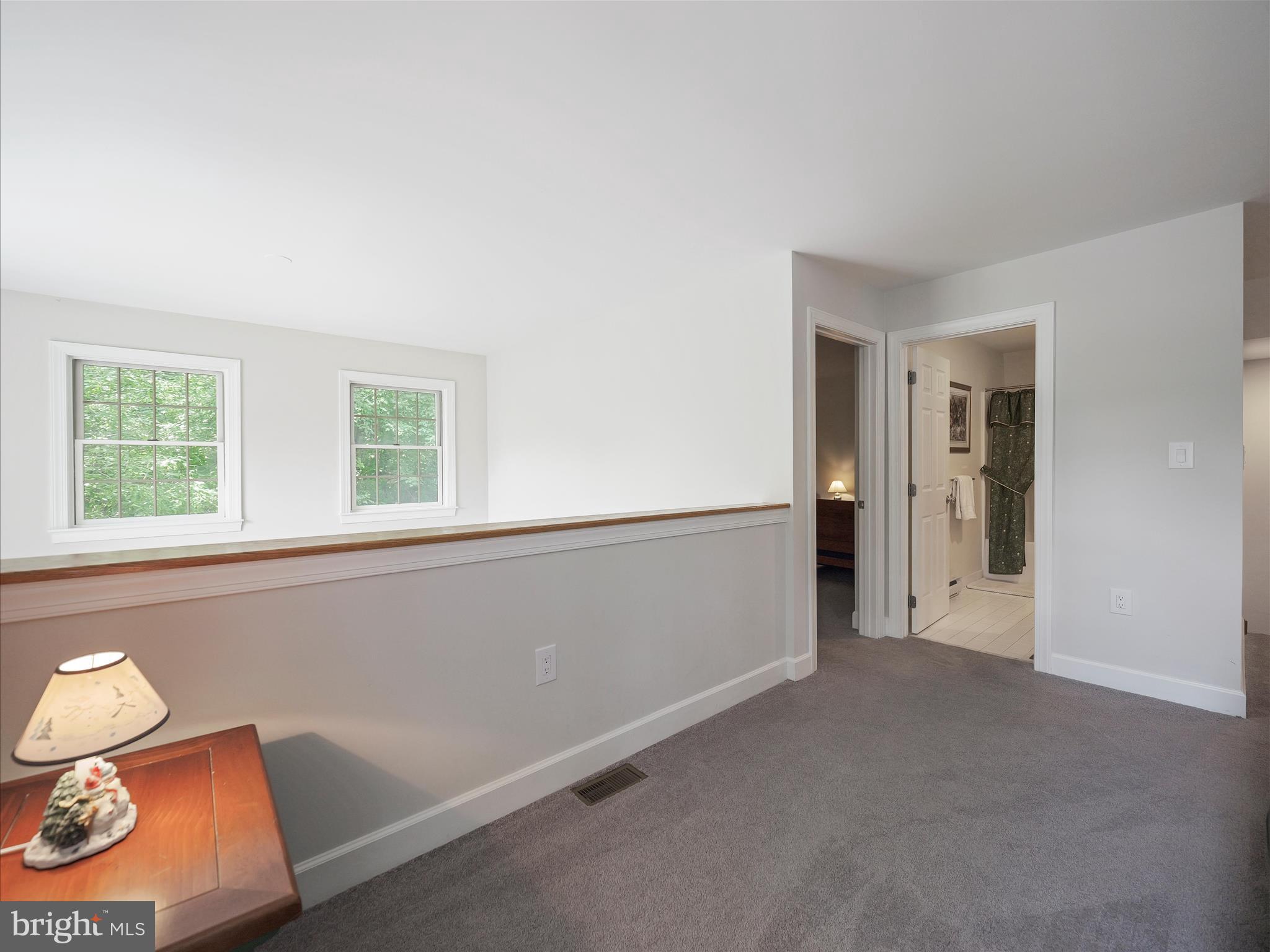 WHITETAIL MOUNTAINSIDE HOMES - Residential