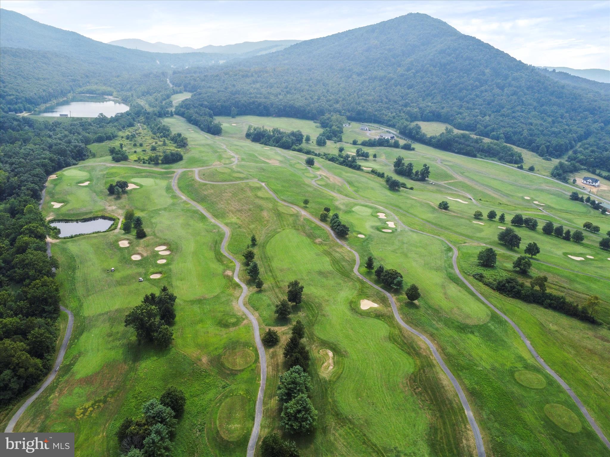 WHITETAIL MOUNTAINSIDE HOMES - Residential