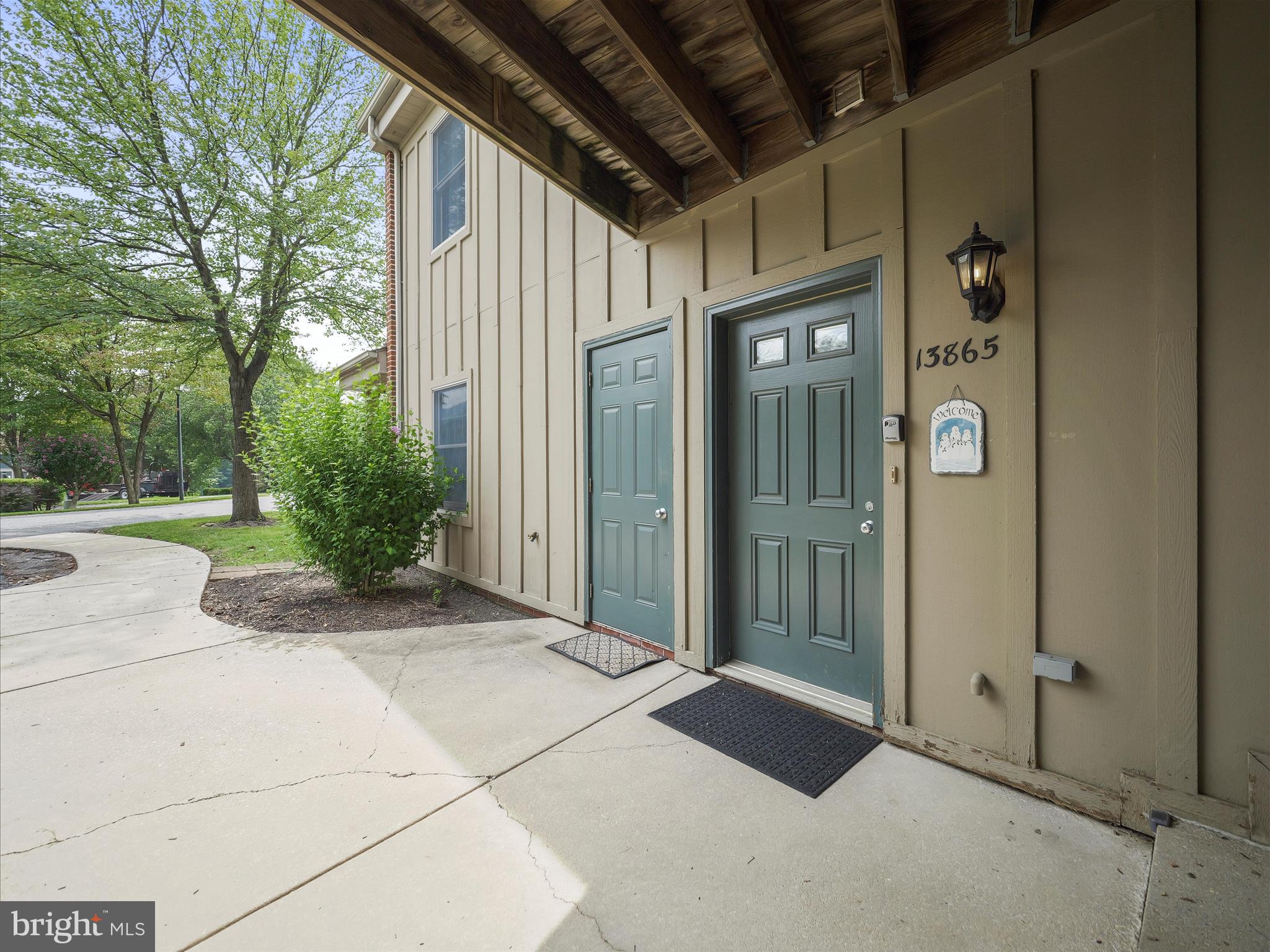 WHITETAIL MOUNTAINSIDE HOMES - Residential