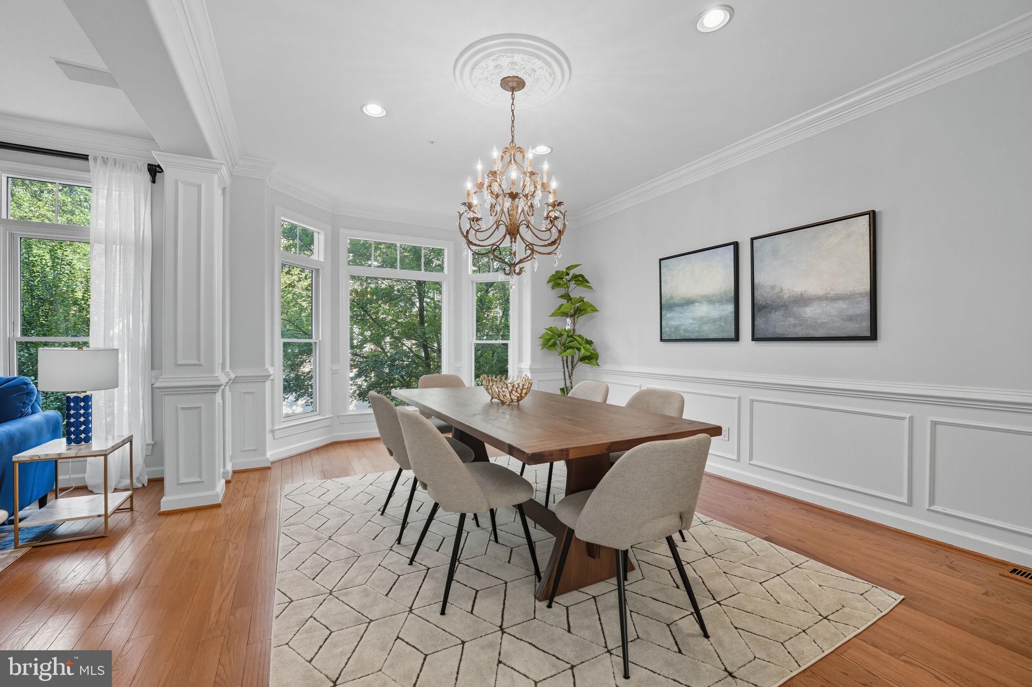 HILLCREST - Residential