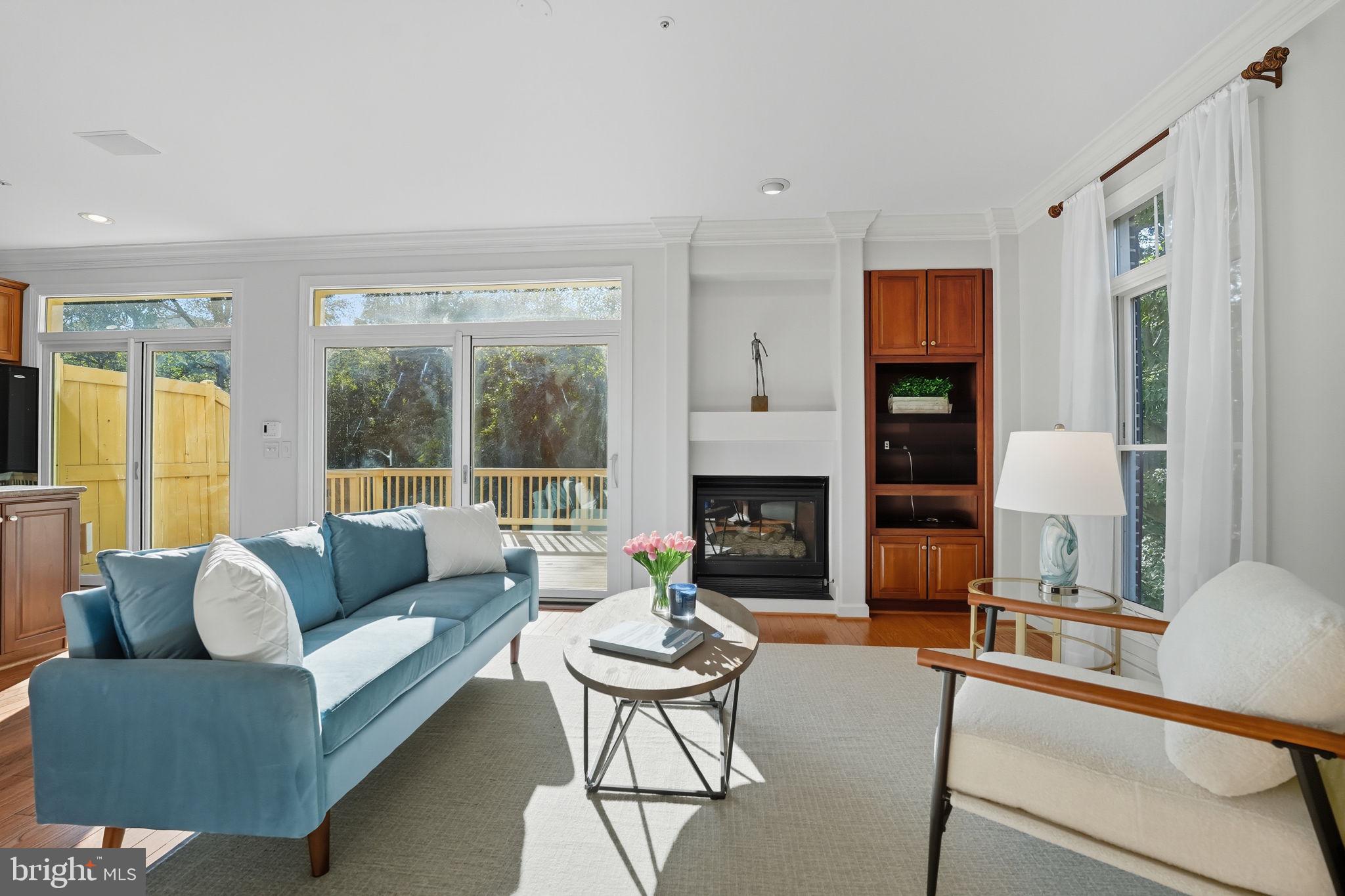 HILLCREST - Residential