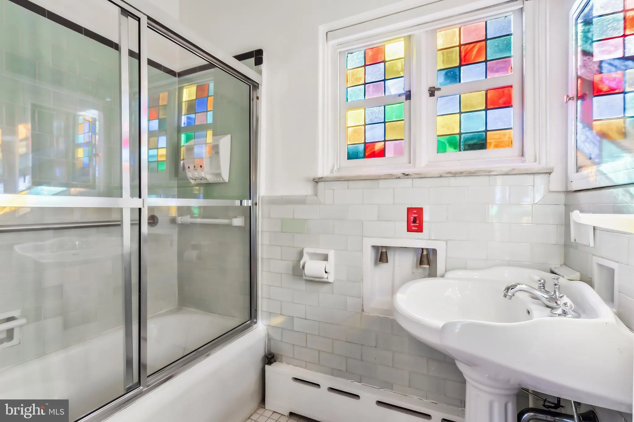Philadelphia, Pennsylvania 19103, United States, 5 Bedrooms Bedrooms, ,5 BathroomsBathrooms,Residential,Active,25938