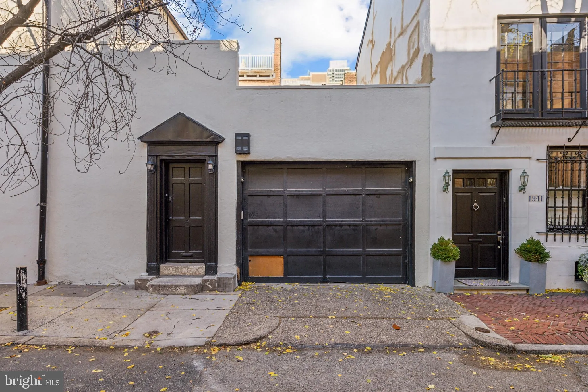 Philadelphia, Pennsylvania 19103, United States, 5 Bedrooms Bedrooms, ,5 BathroomsBathrooms,Residential,Active,25938