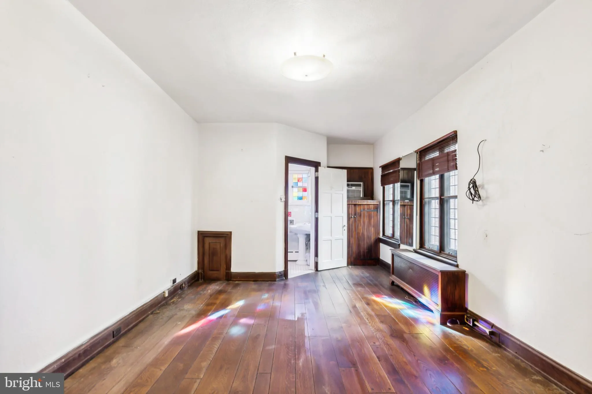 Philadelphia, Pennsylvania 19103, United States, 5 Bedrooms Bedrooms, ,5 BathroomsBathrooms,Residential,Active,25938