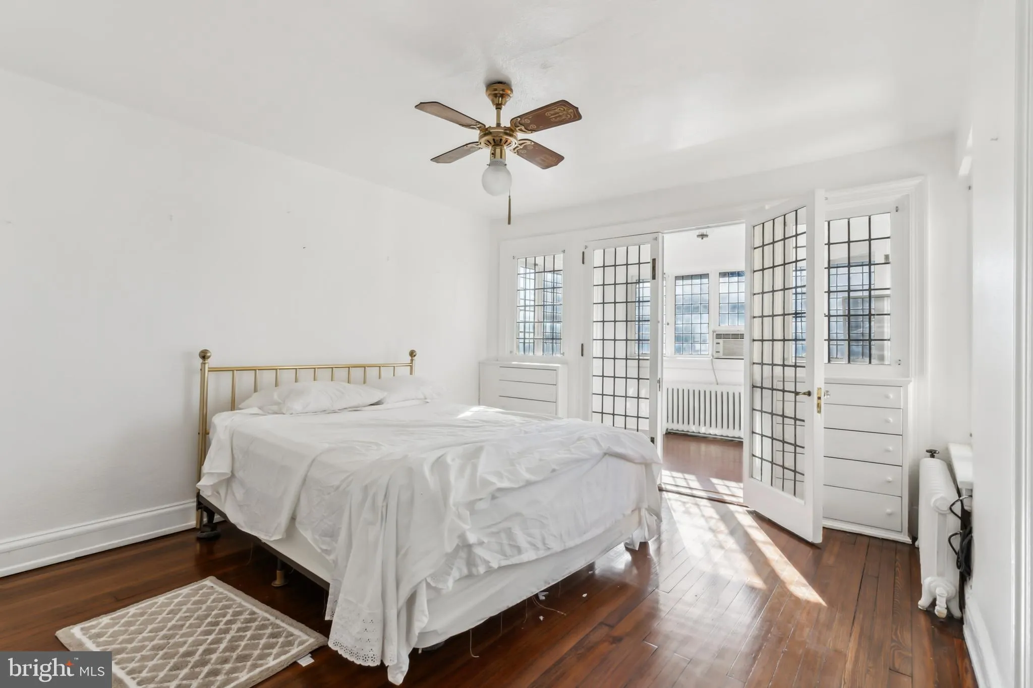 Philadelphia, Pennsylvania 19103, United States, 5 Bedrooms Bedrooms, ,5 BathroomsBathrooms,Residential,Active,25938