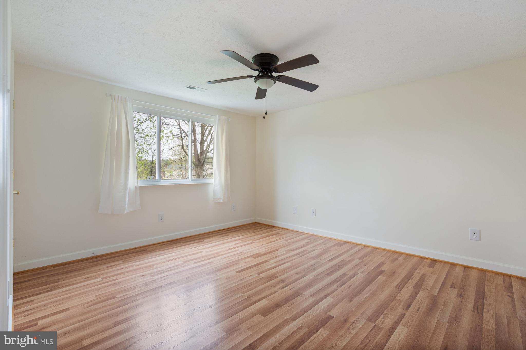 PLEASANT VALLEY - Residential