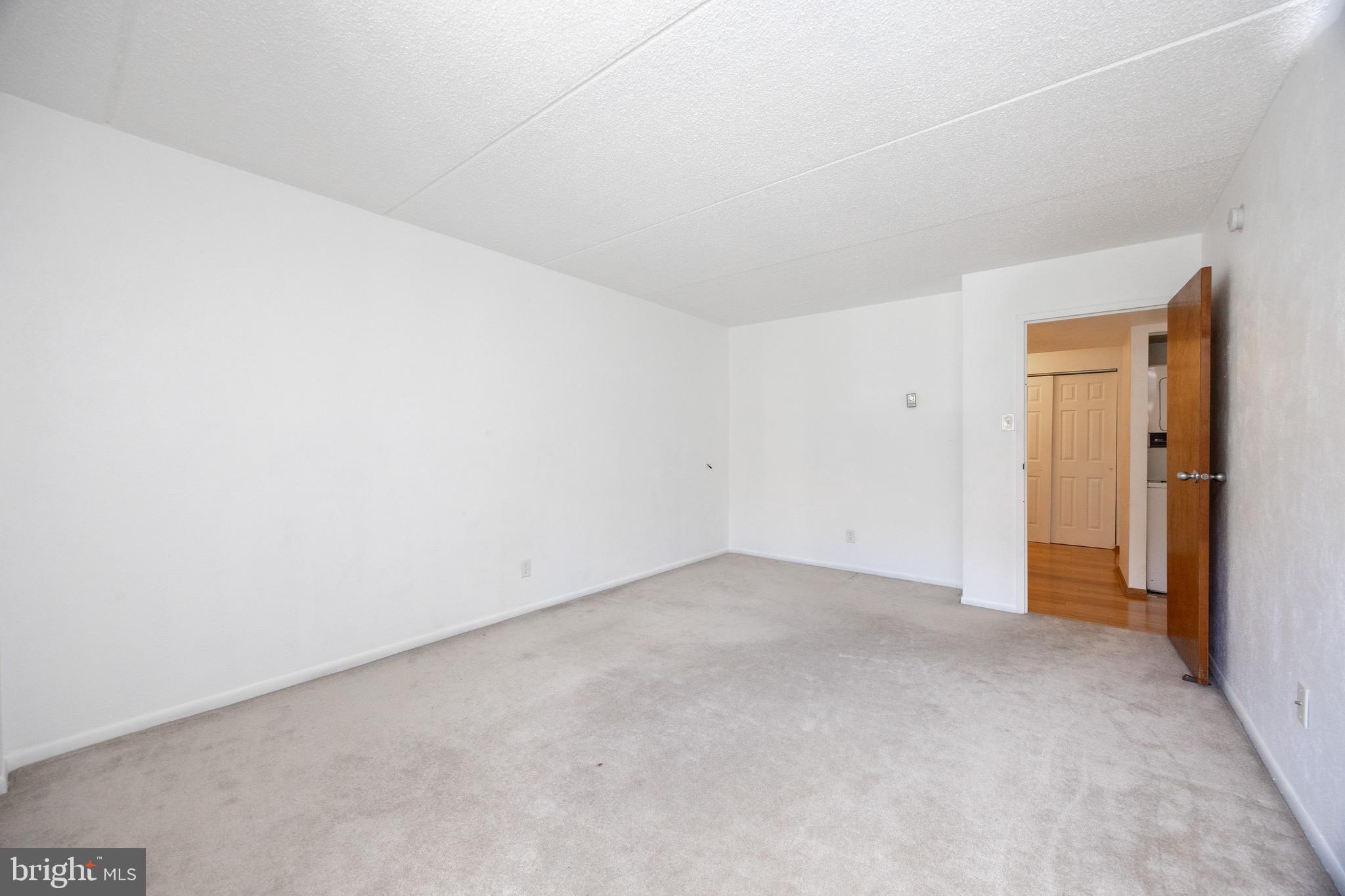 WOODMONT NORTH - Residential Lease