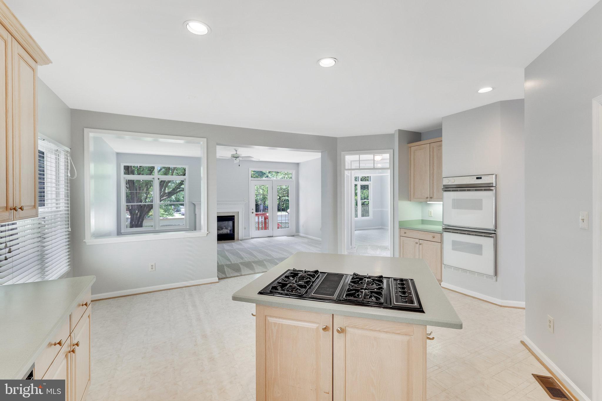 EDGEMOORE - Residential