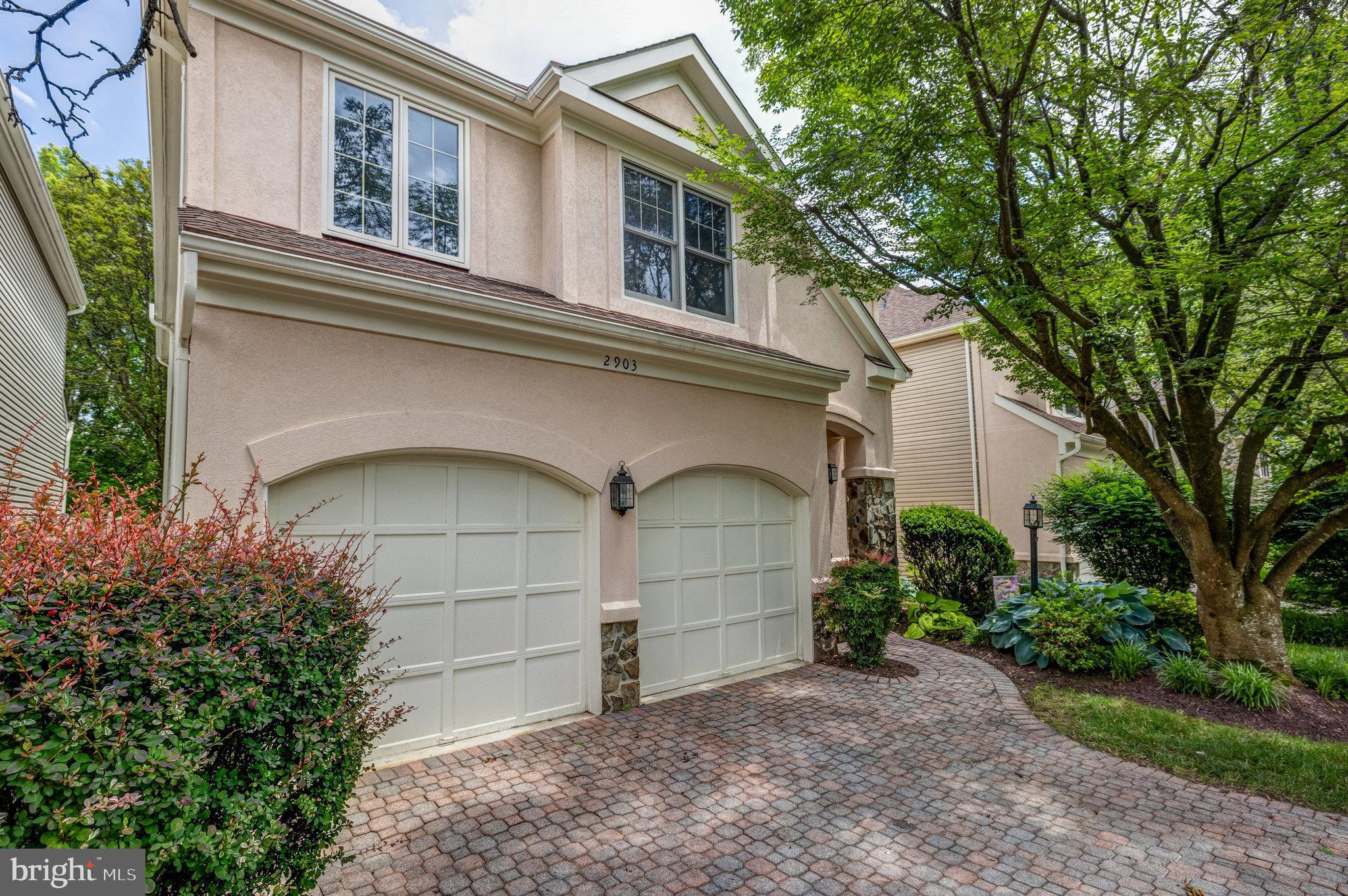 EDGEMOORE - Residential