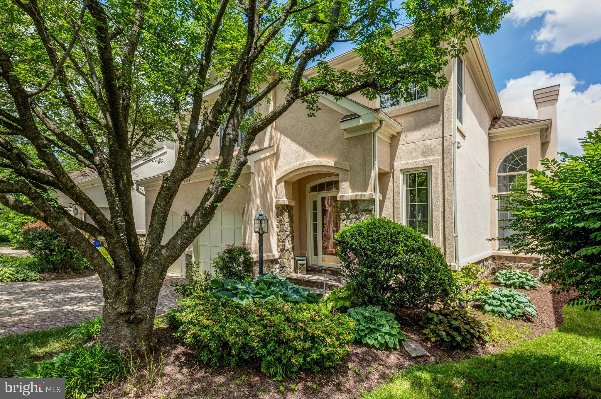 EDGEMOORE - Residential