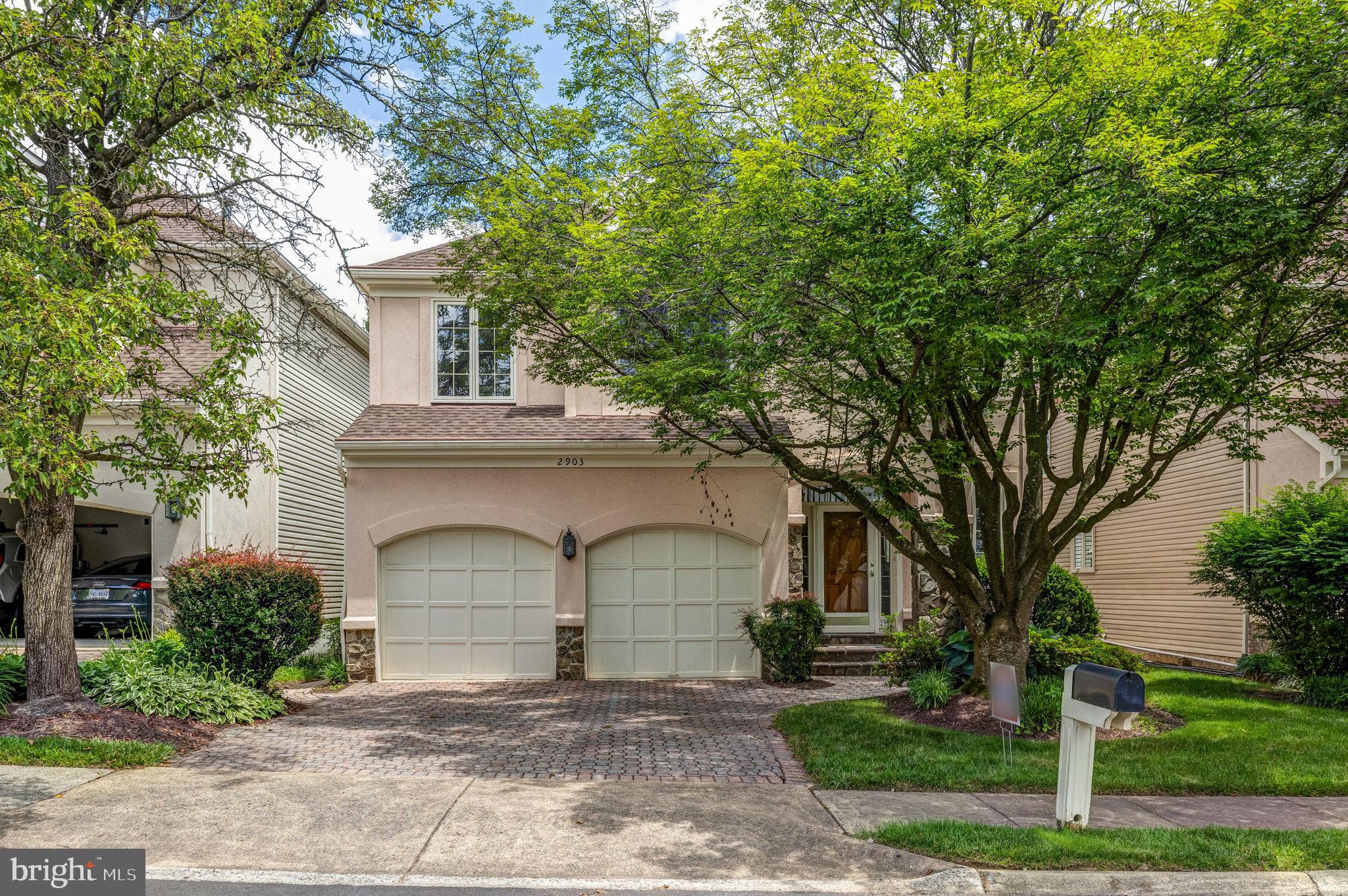 EDGEMOORE - Residential