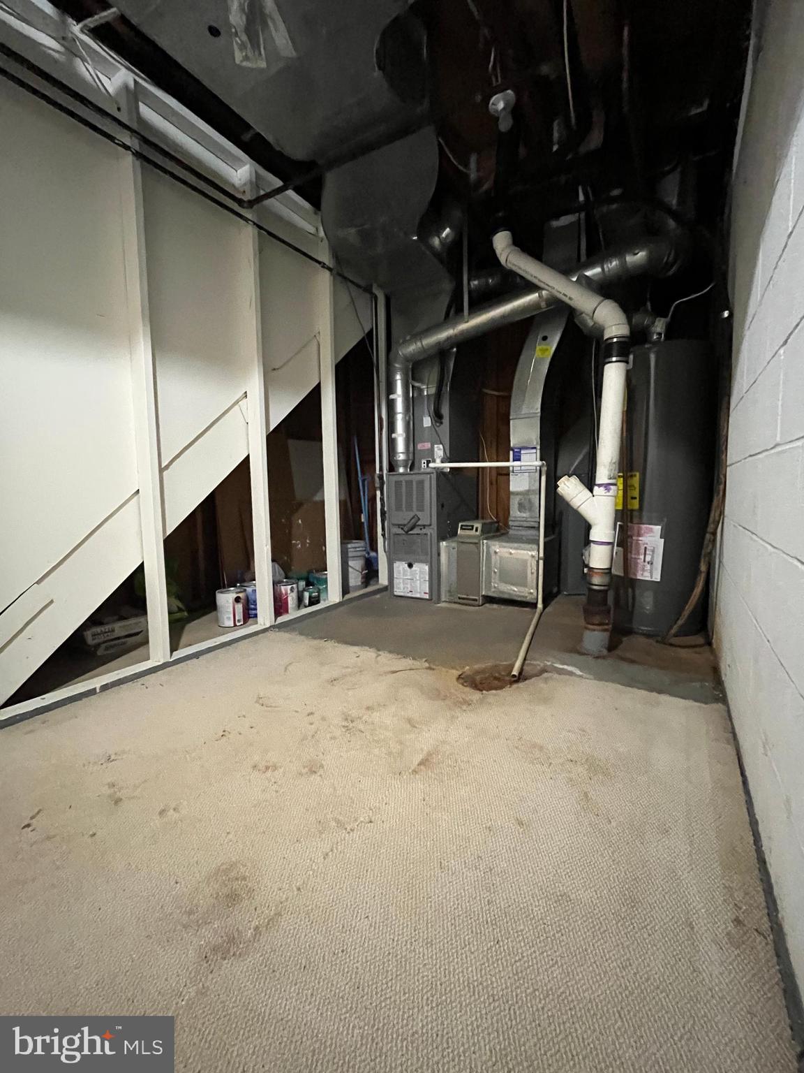 INVERNESS FOREST - Residential