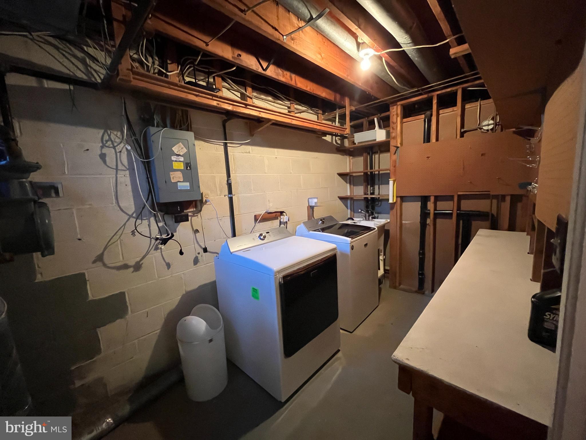 INVERNESS FOREST - Residential