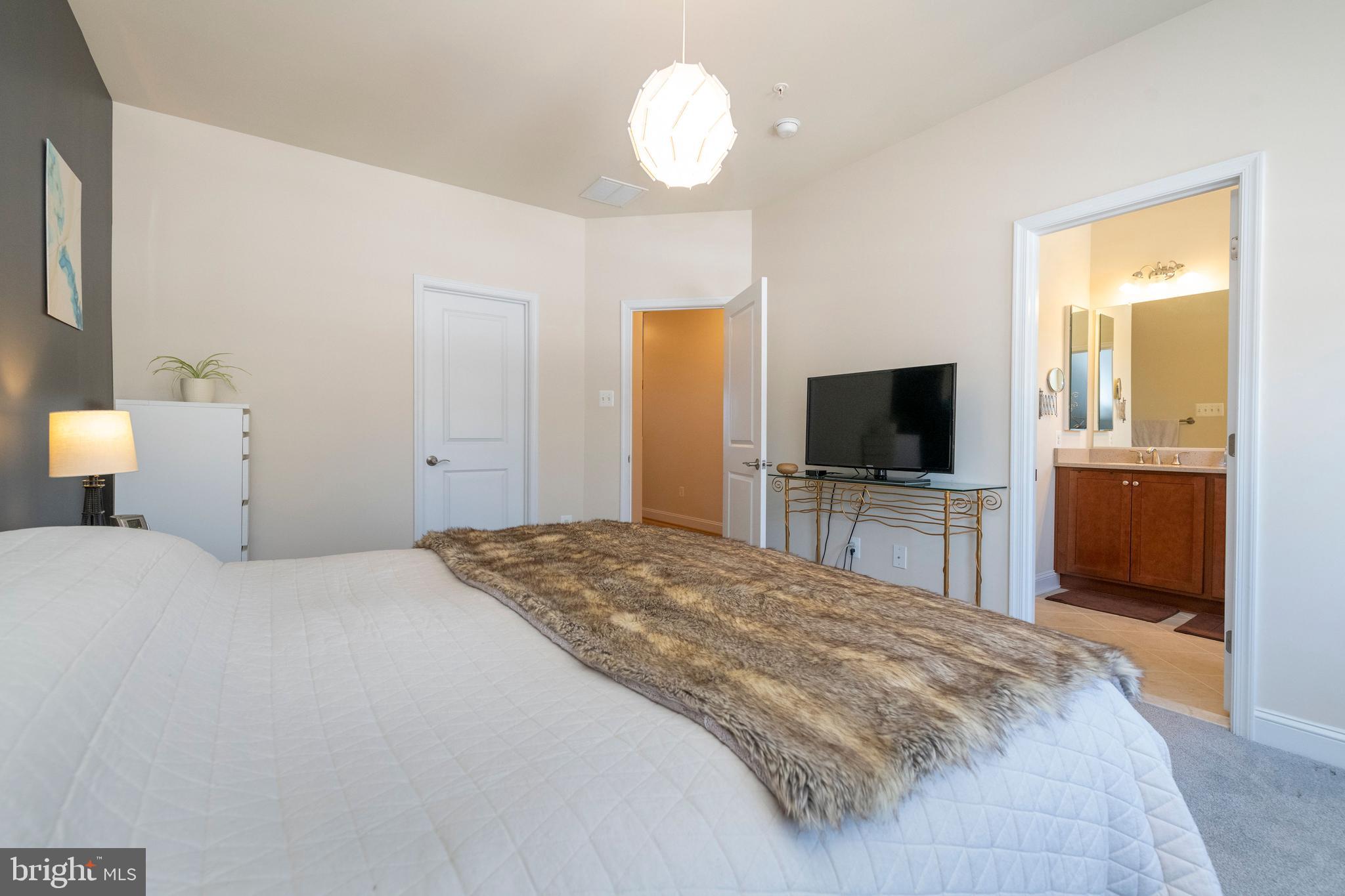 TOWSON - Residential