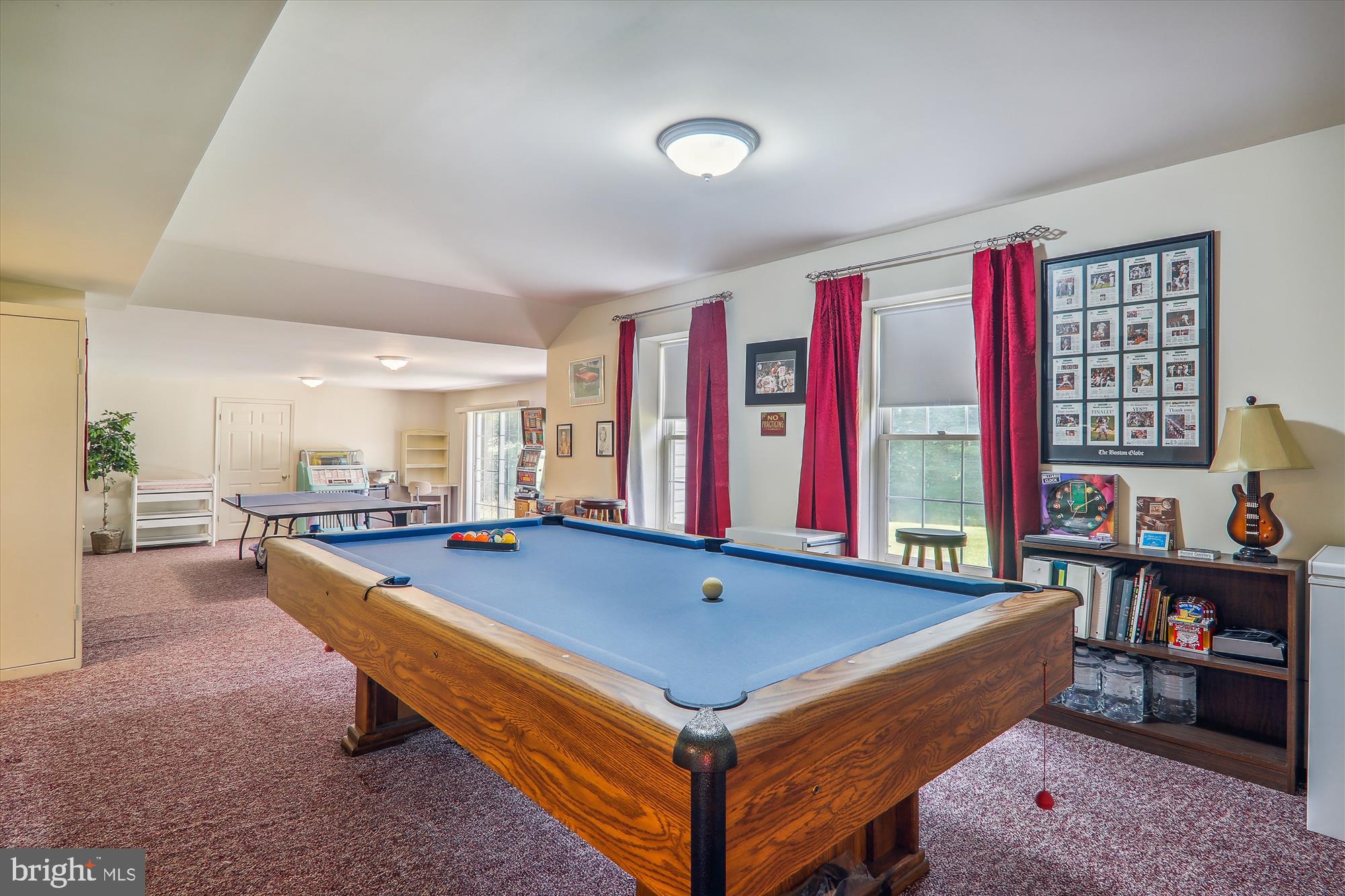 NAPLES MANOR - Residential