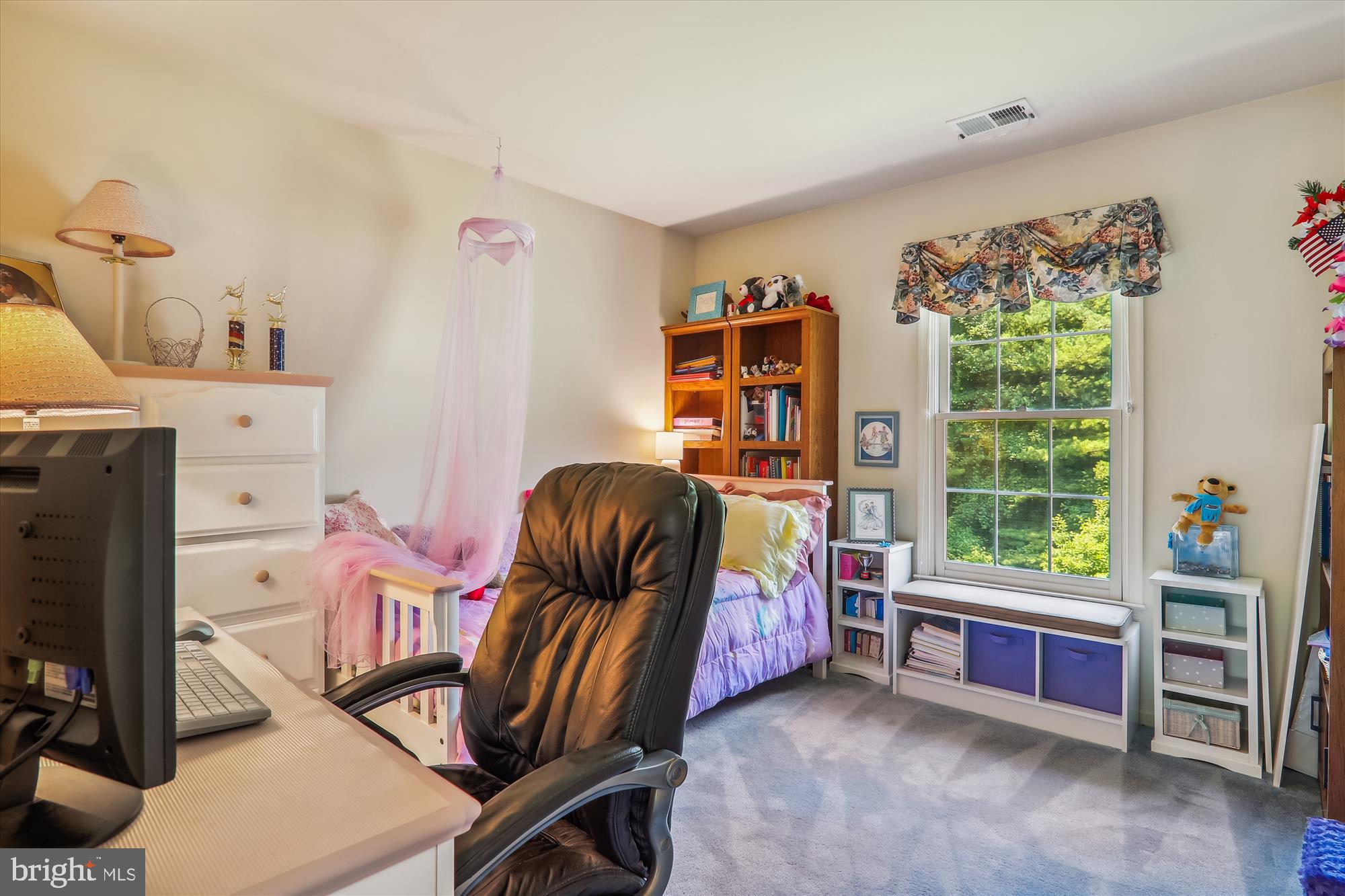 NAPLES MANOR - Residential